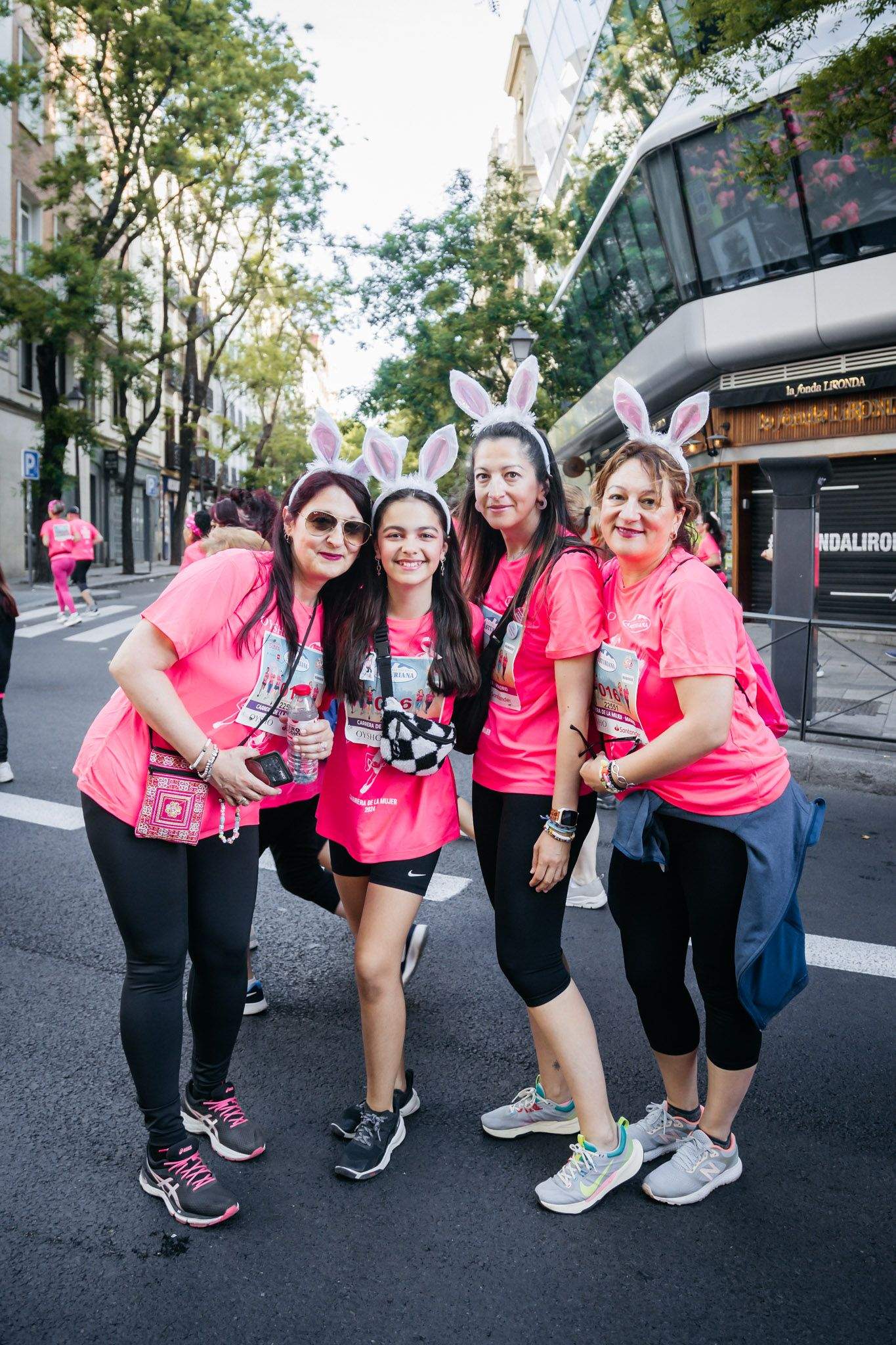Las mejores fotos del ambiente post de la Carrera de la Mujer Central Lechera Asturiana de Madrid 2024. 67