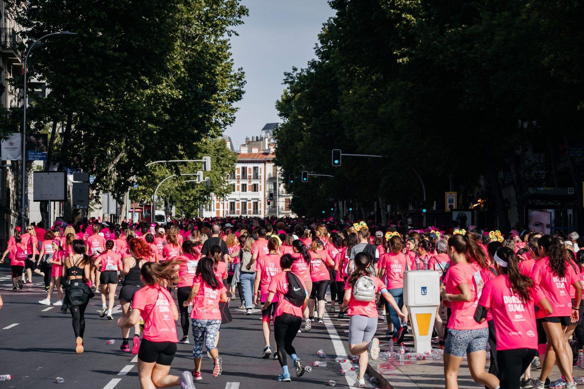 Las mejores fotos del ambiente post de la Carrera de la Mujer Central Lechera Asturiana de Madrid 2024. 78