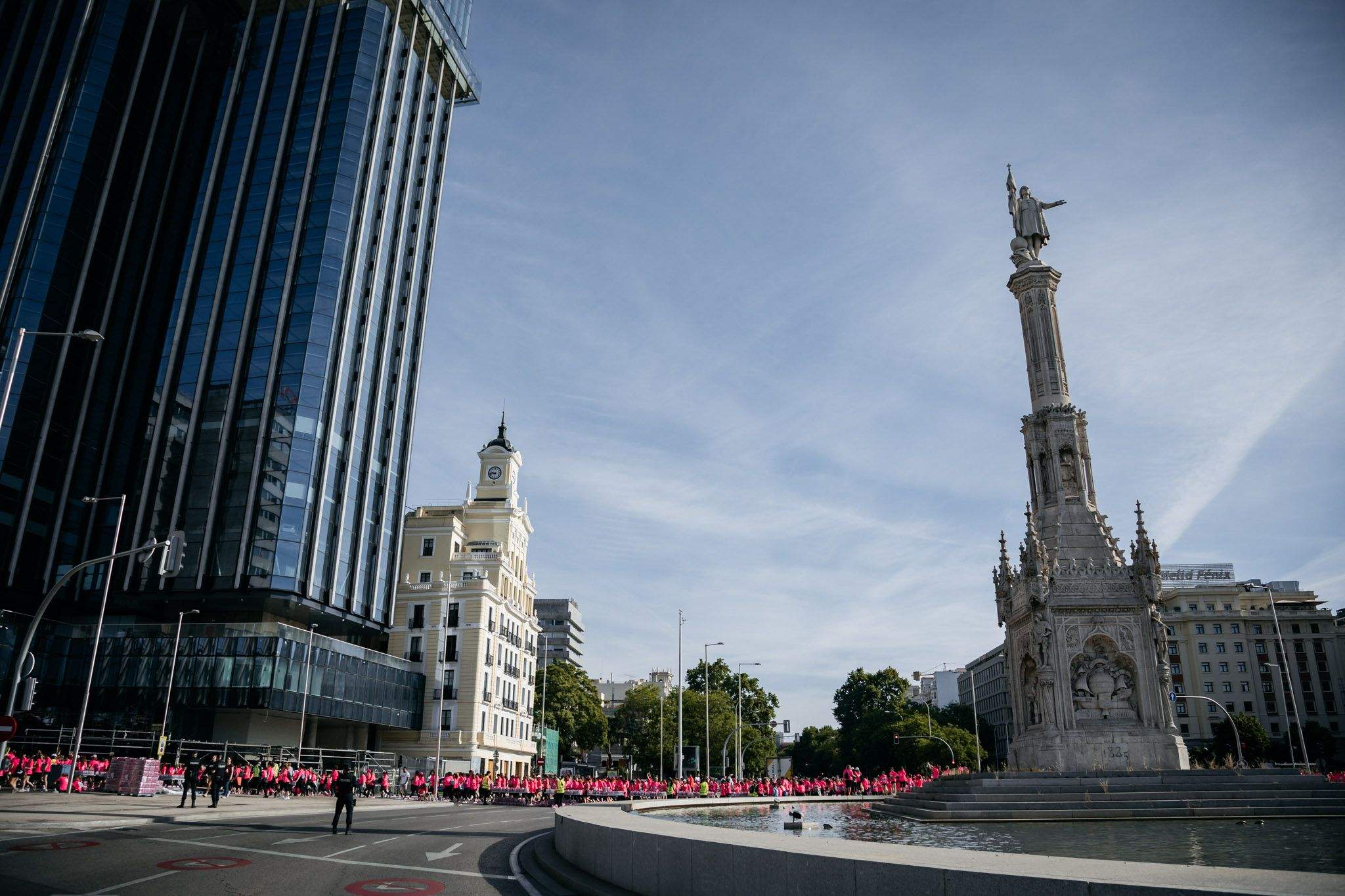 Las mejores fotos del ambiente post de la Carrera de la Mujer Central Lechera Asturiana de Madrid 2024. 96