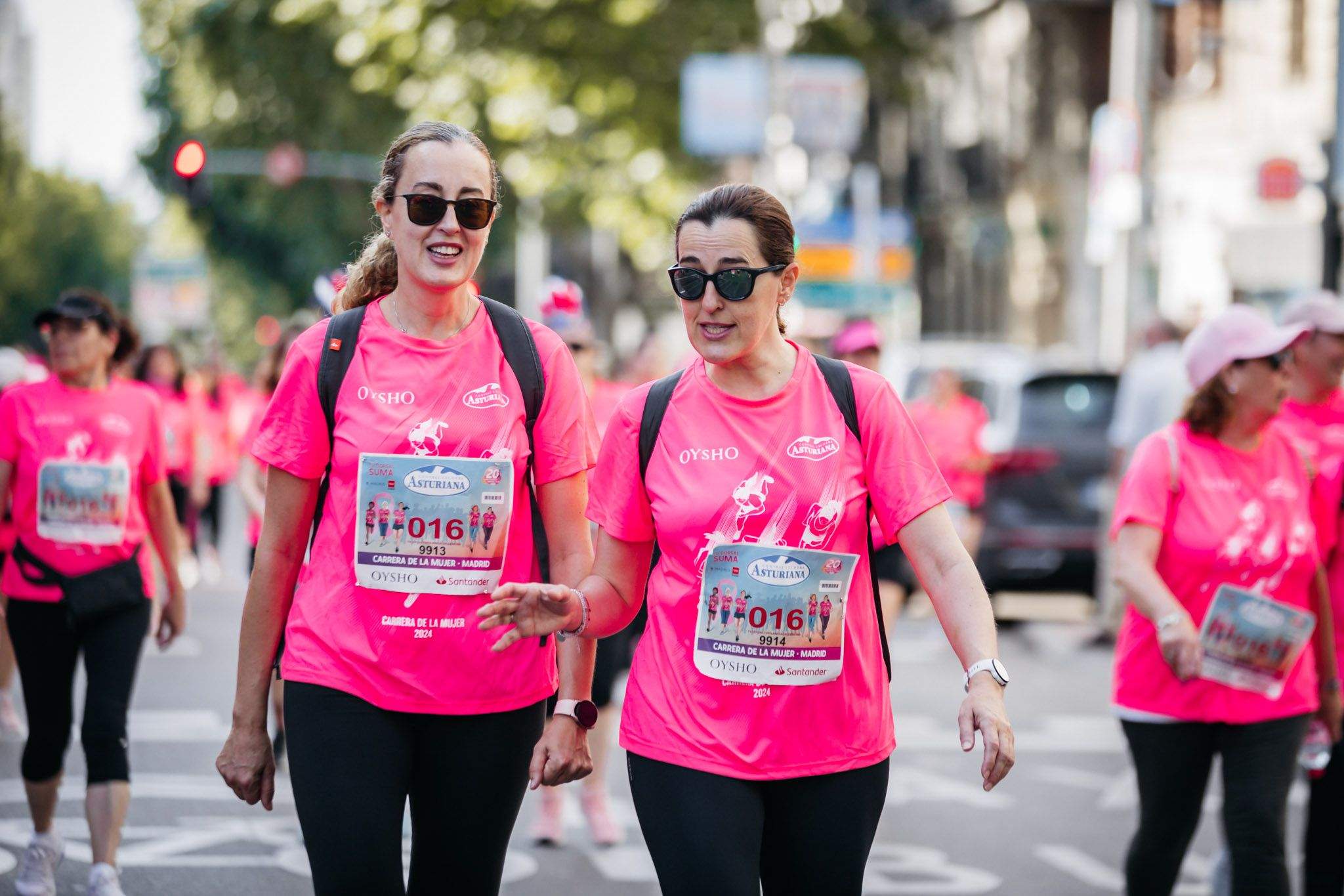 Las mejores fotos del ambiente post de la Carrera de la Mujer Central Lechera Asturiana de Madrid 2024. 102
