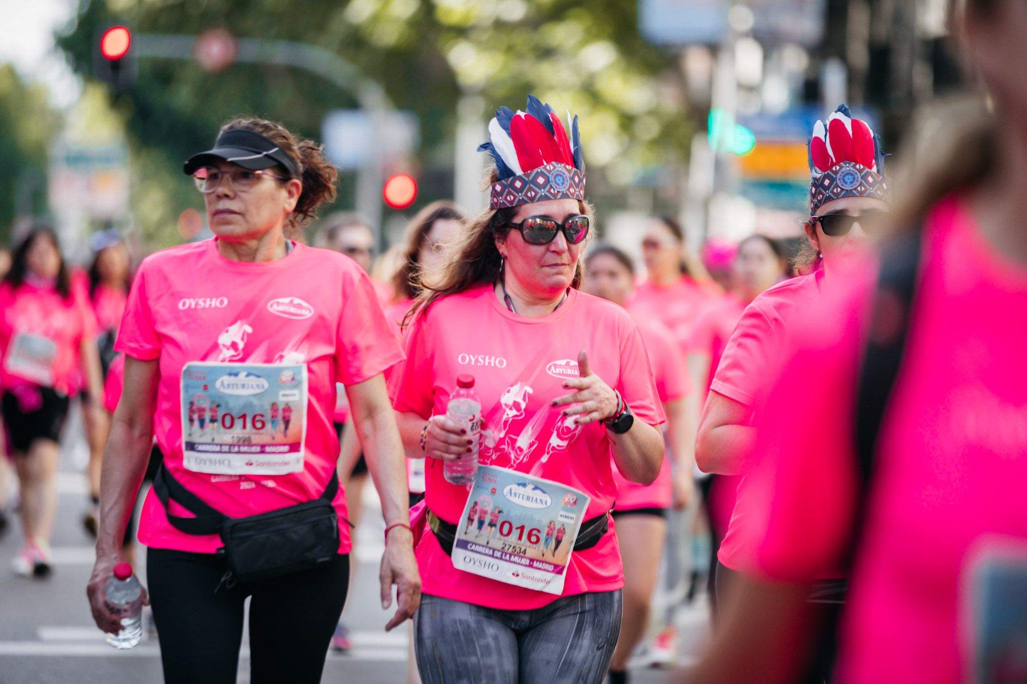 Las mejores fotos del ambiente post de la Carrera de la Mujer Central Lechera Asturiana de Madrid 2024. 103