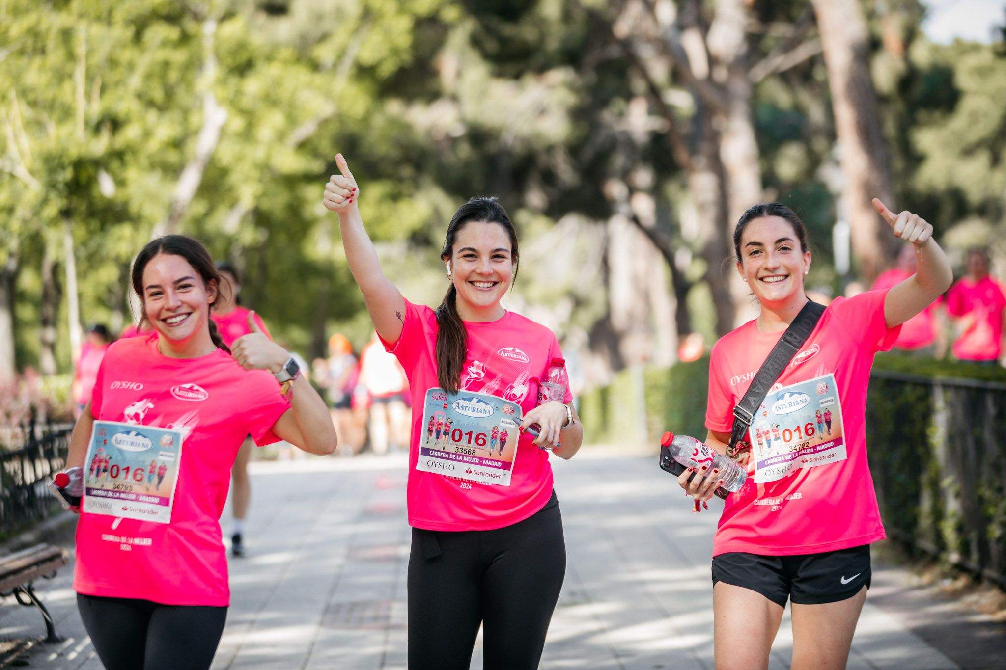 Las mejores fotos del ambiente post de la Carrera de la Mujer Central Lechera Asturiana de Madrid 2024. 110