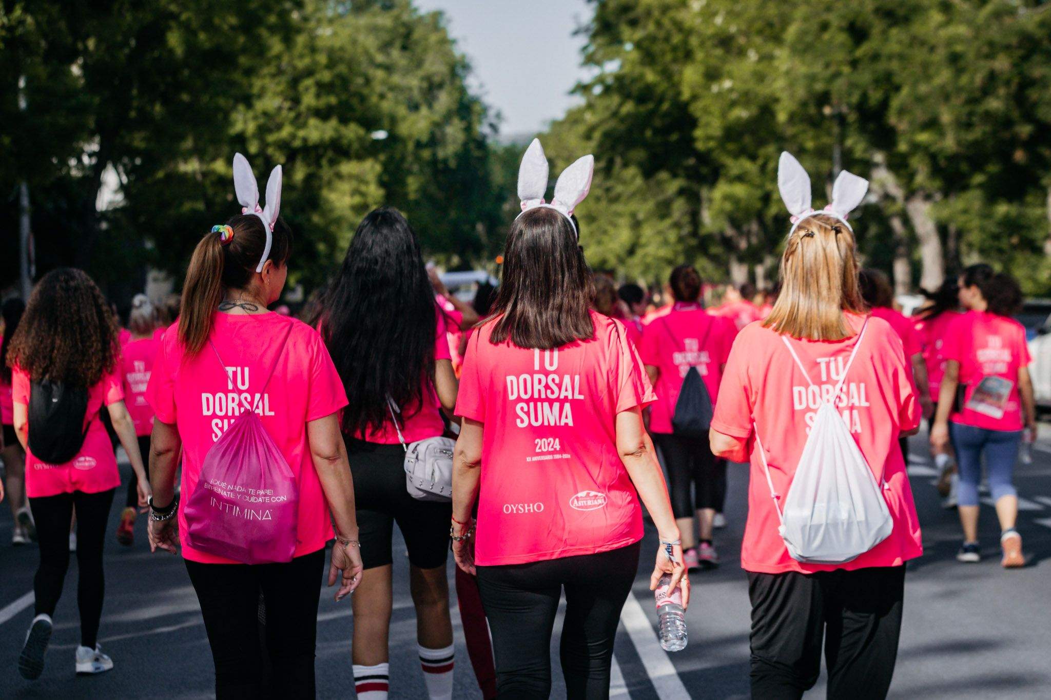 Las mejores fotos del ambiente post de la Carrera de la Mujer Central Lechera Asturiana de Madrid 2024. 111