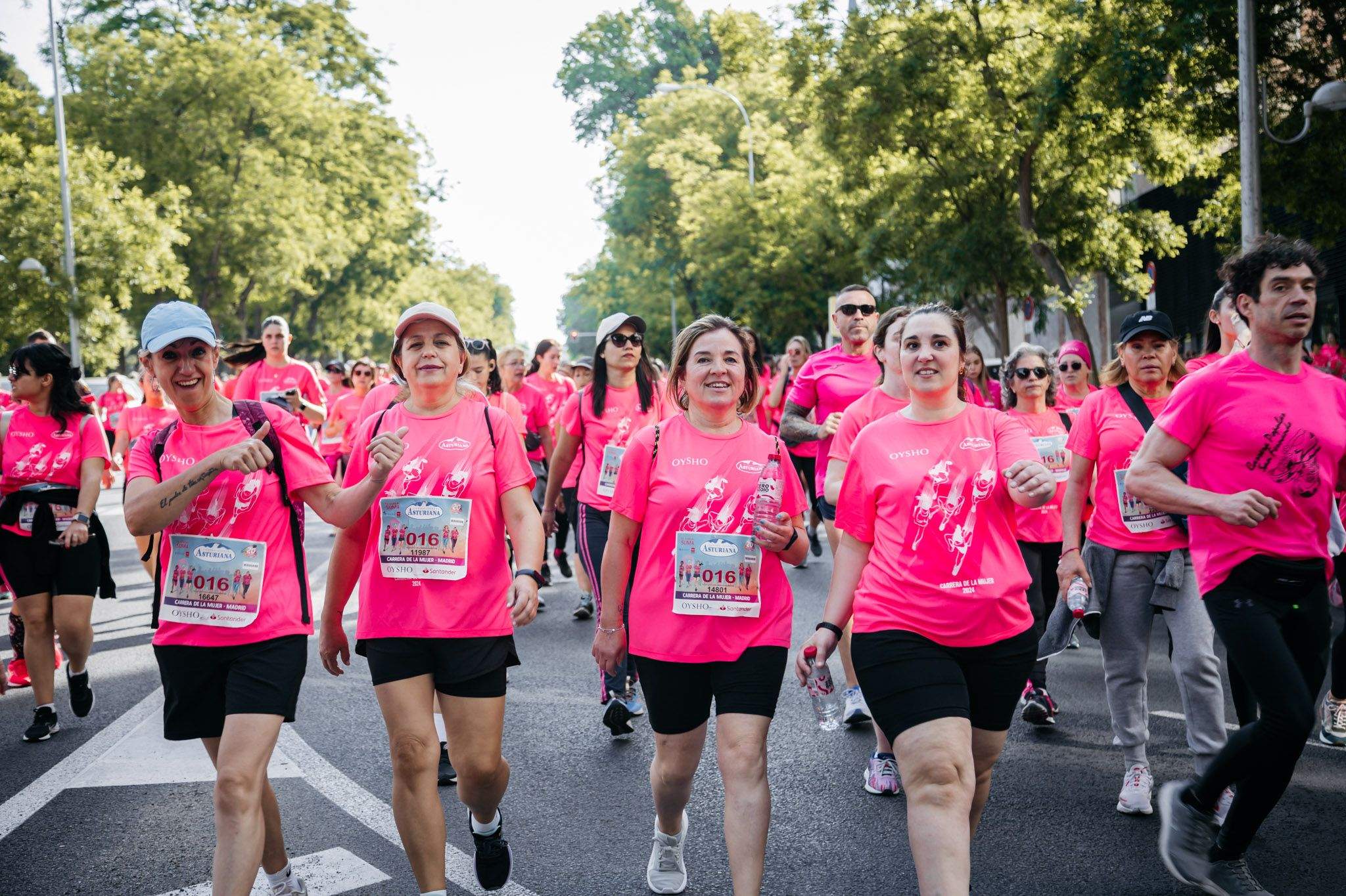 Las mejores fotos del ambiente post de la Carrera de la Mujer Central Lechera Asturiana de Madrid 2024. 115