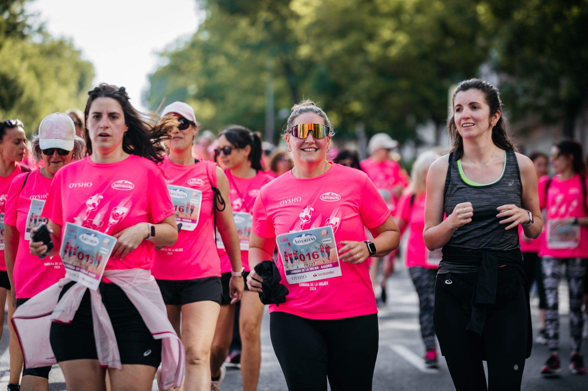 Las mejores fotos del ambiente post de la Carrera de la Mujer Central Lechera Asturiana de Madrid 2024. 116