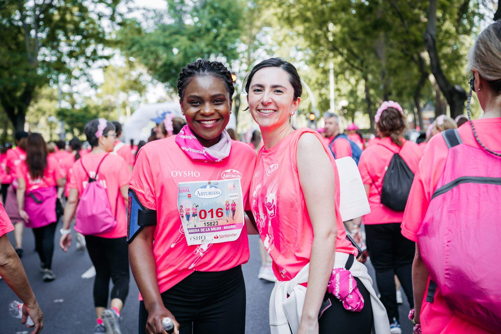 Las mejores fotos del ambiente post de la Carrera de la Mujer Central Lechera Asturiana de Madrid 2024. 123