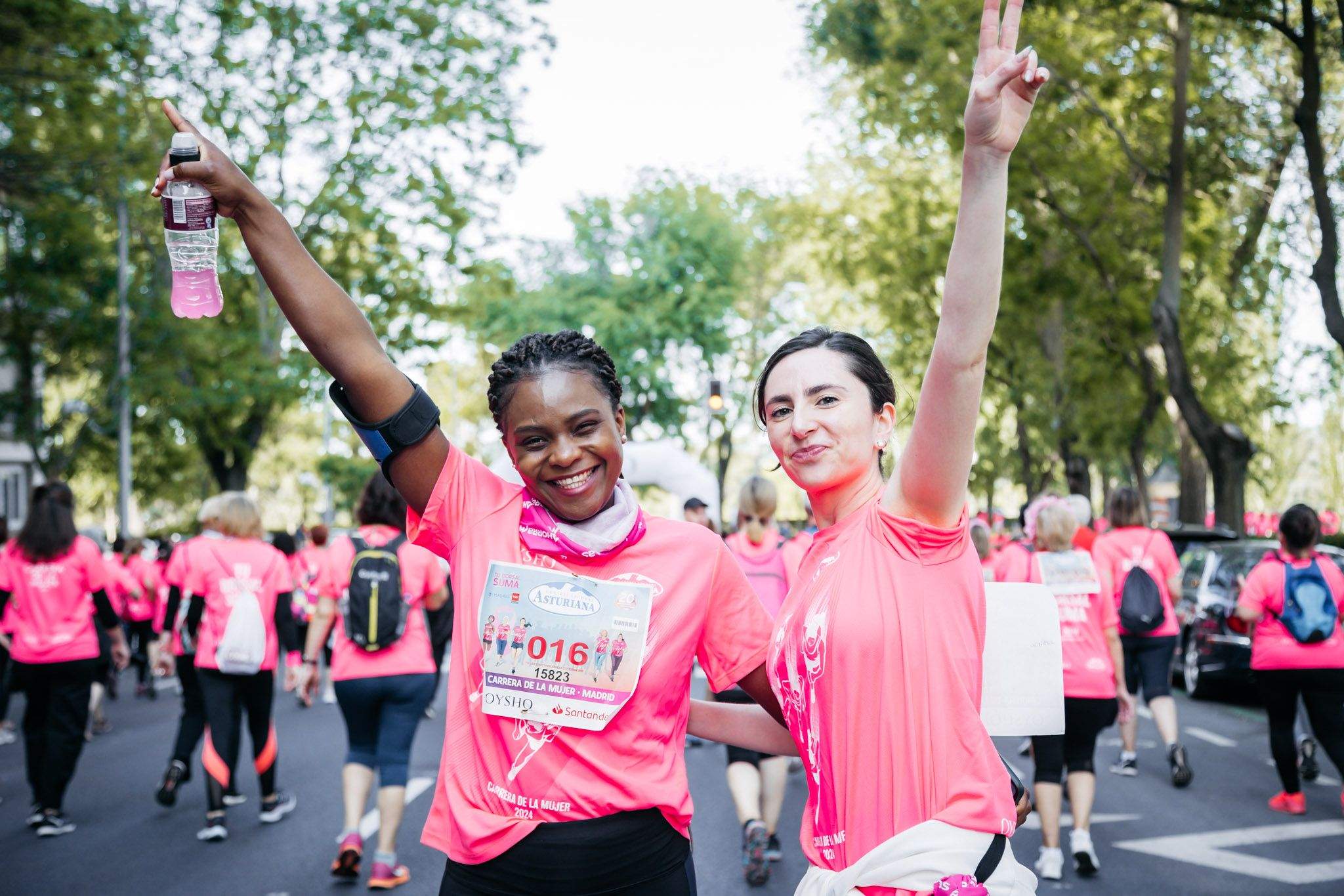Las mejores fotos del ambiente post de la Carrera de la Mujer Central Lechera Asturiana de Madrid 2024. 124