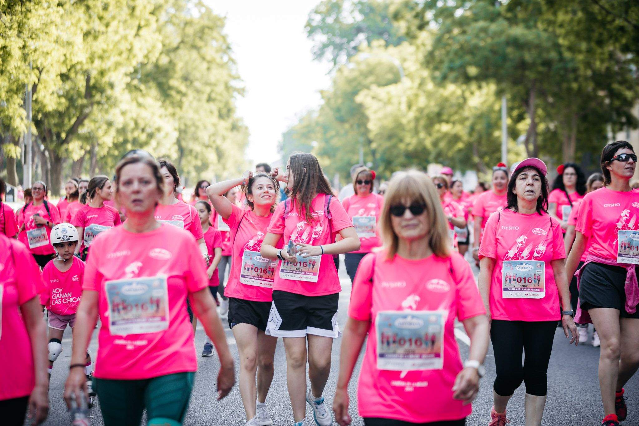Las mejores fotos del ambiente post de la Carrera de la Mujer Central Lechera Asturiana de Madrid 2024. 130
