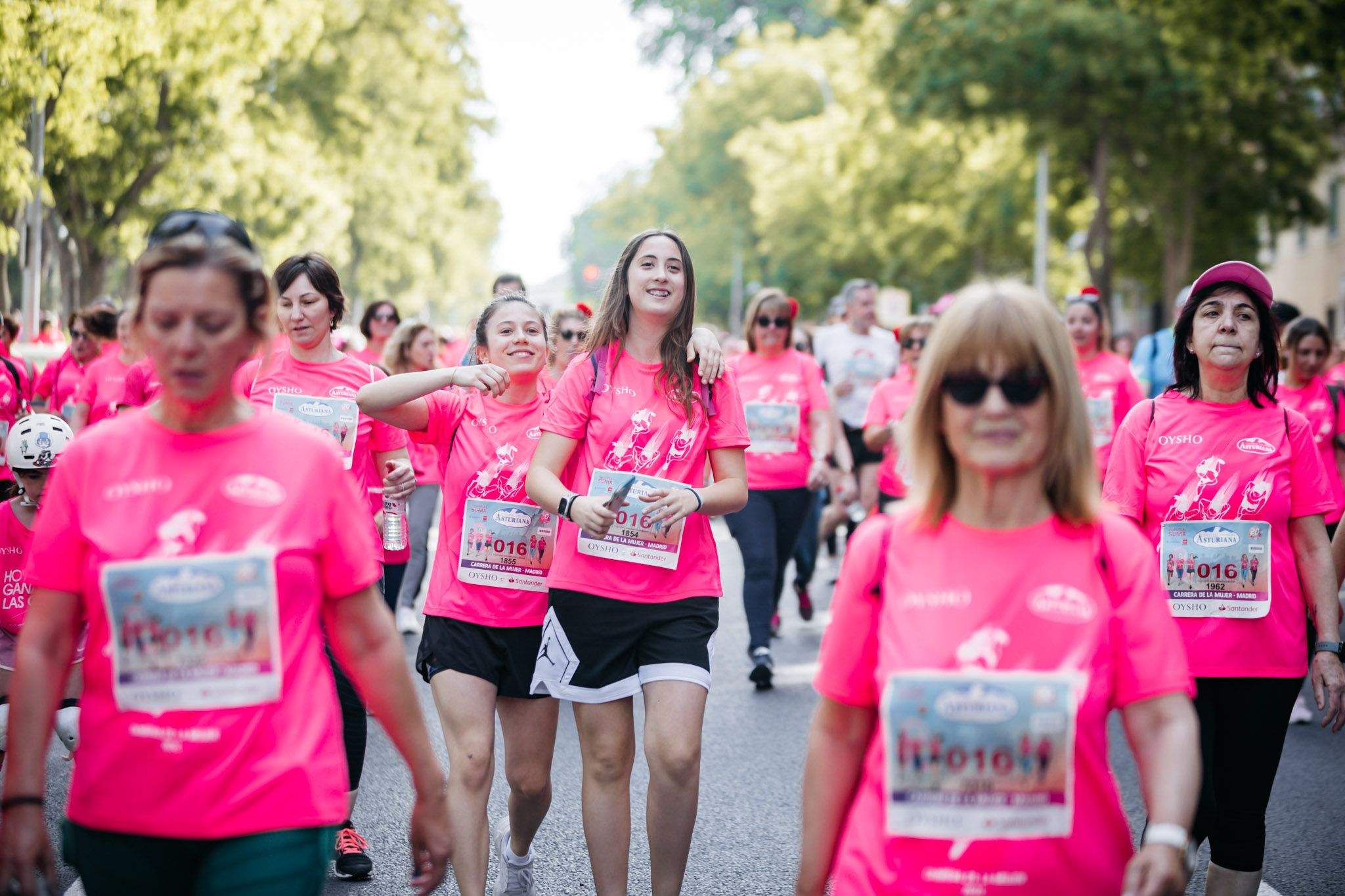 Las mejores fotos del ambiente post de la Carrera de la Mujer Central Lechera Asturiana de Madrid 2024. 131