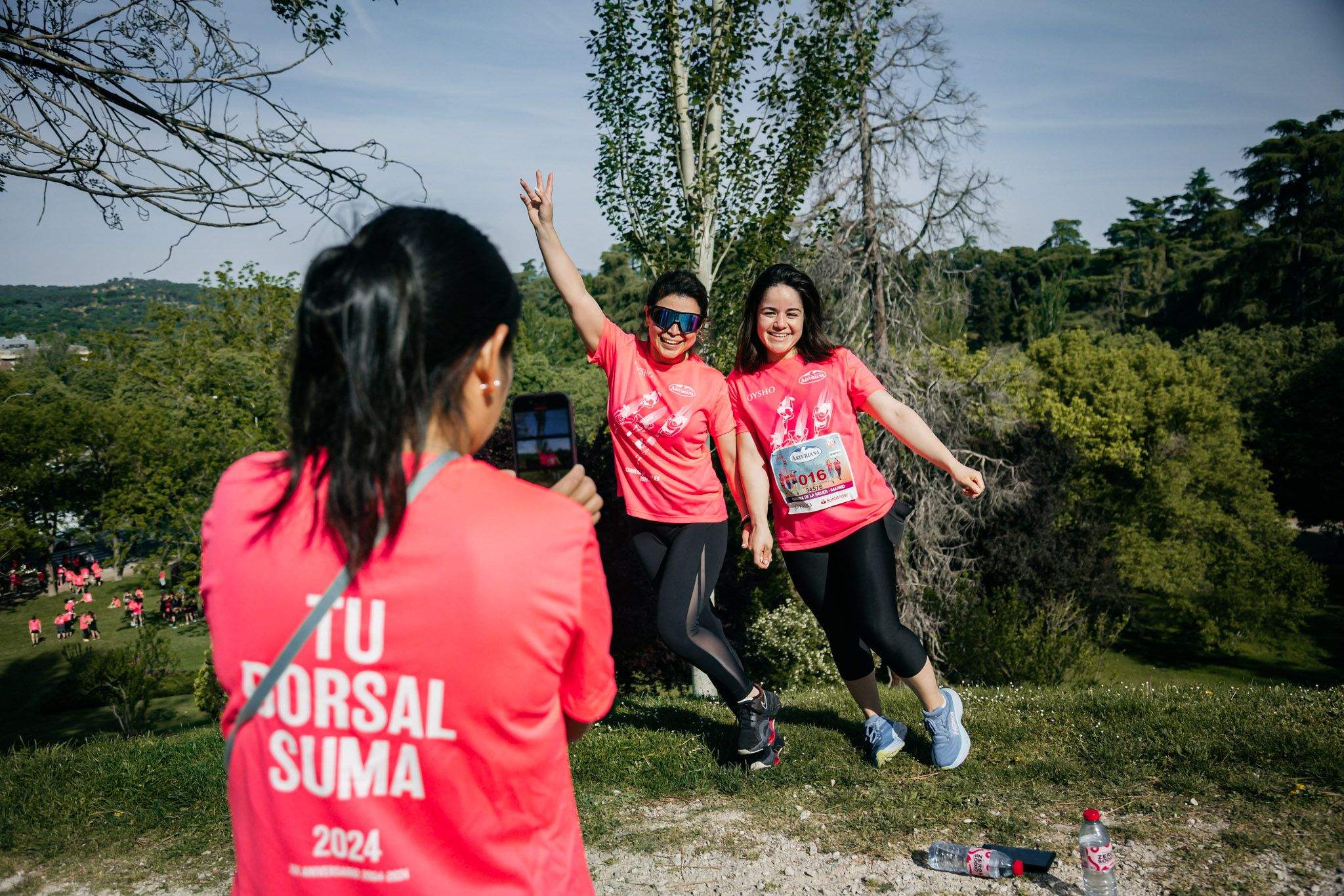 Las mejores fotos del ambiente post de la Carrera de la Mujer Central Lechera Asturiana de Madrid 2024. 150