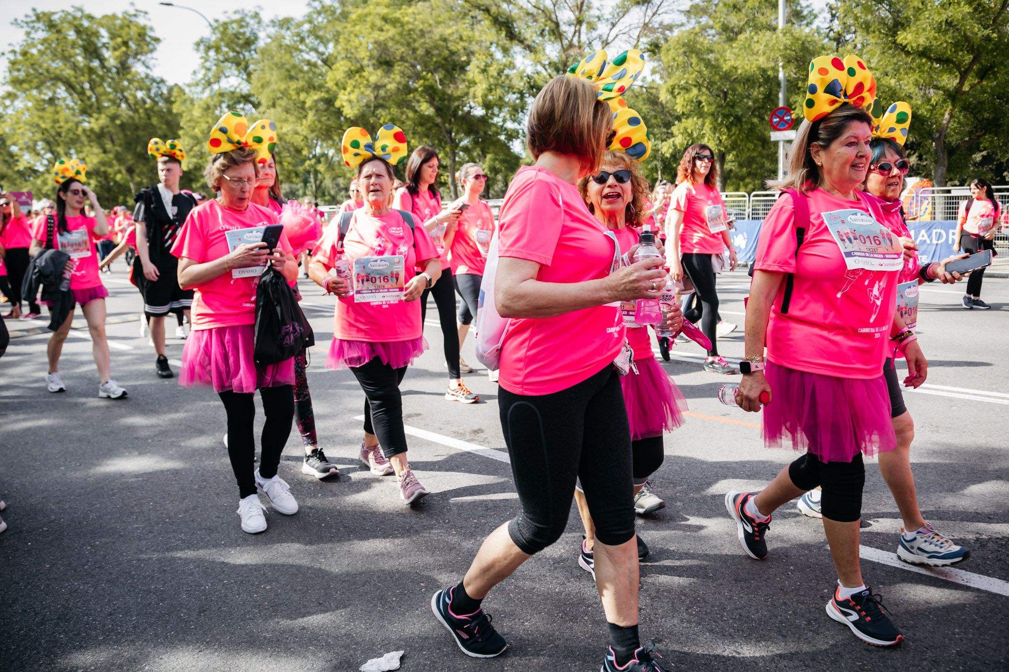Las mejores fotos del ambiente post de la Carrera de la Mujer Central Lechera Asturiana de Madrid 2024. 186