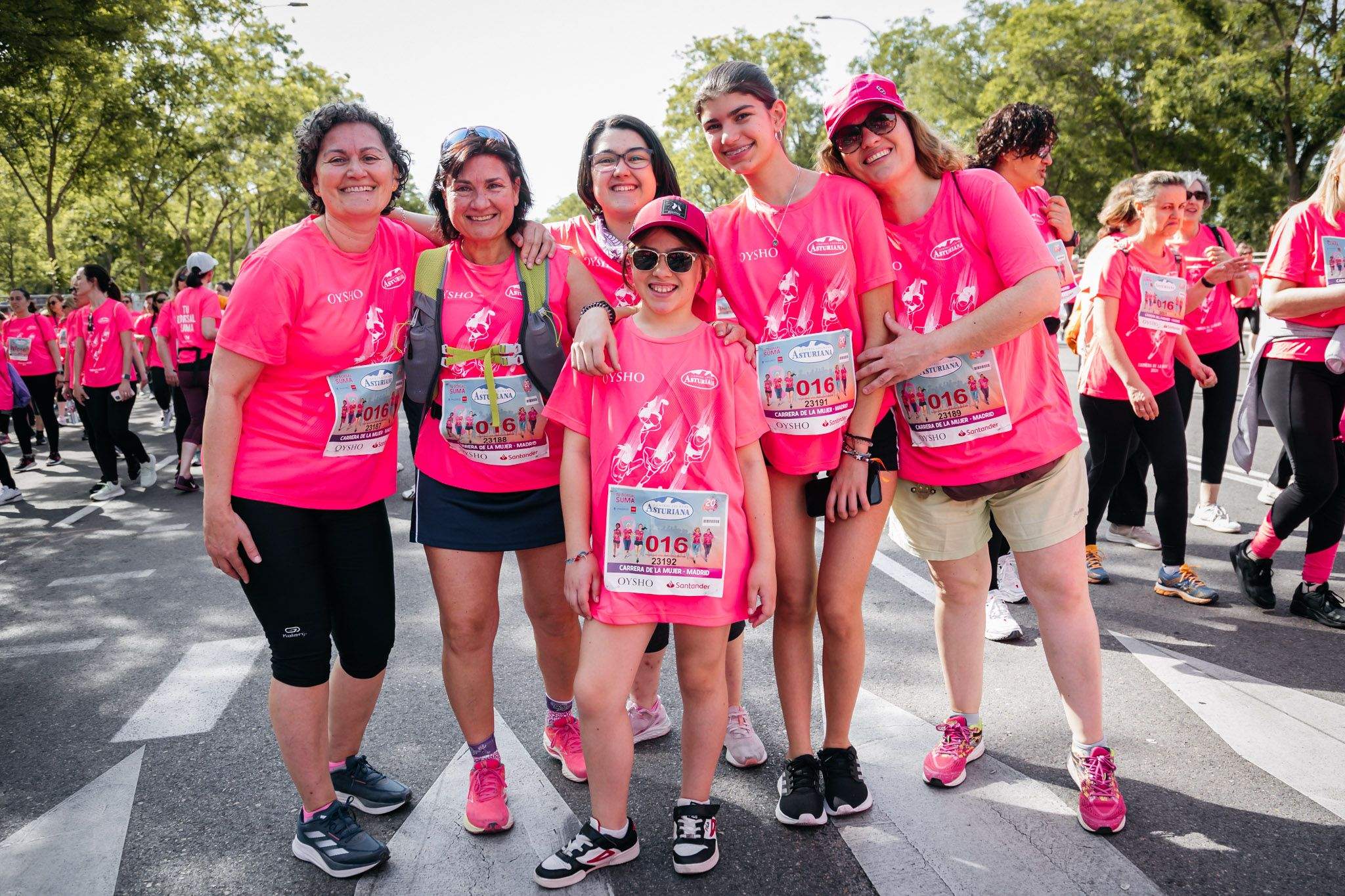 Las mejores fotos del ambiente post de la Carrera de la Mujer Central Lechera Asturiana de Madrid 2024. 189