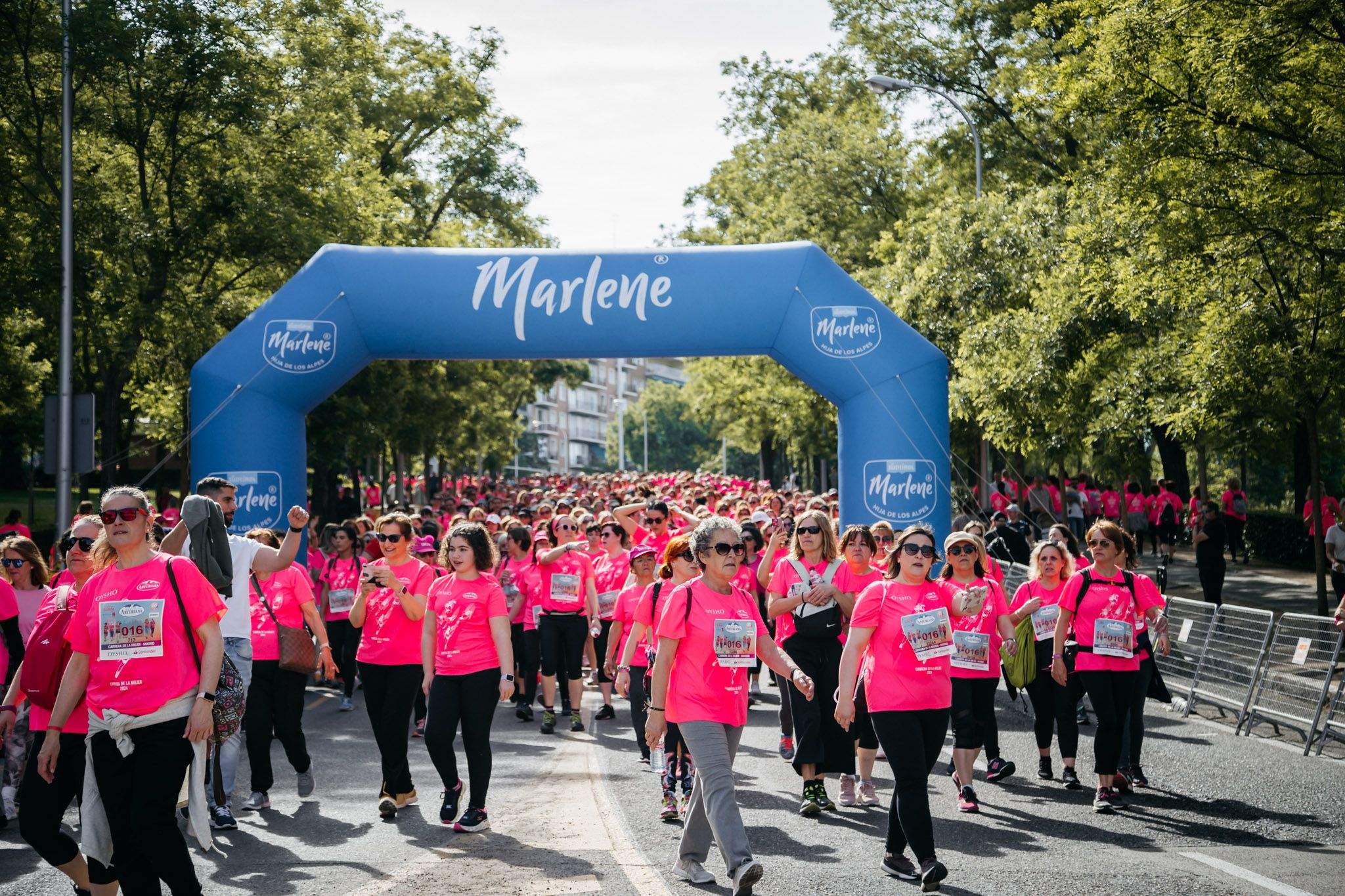 Las mejores fotos del ambiente post de la Carrera de la Mujer Central Lechera Asturiana de Madrid 2024. 229