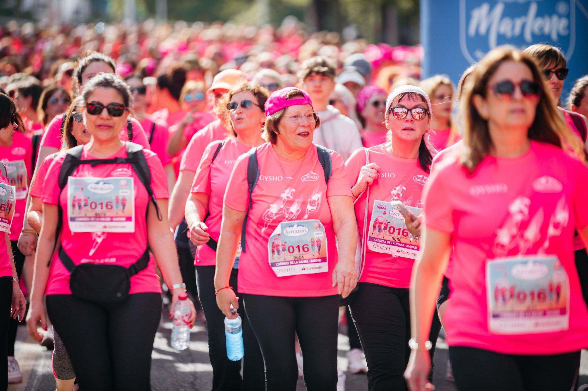 Las mejores fotos del ambiente post de la Carrera de la Mujer Central Lechera Asturiana de Madrid 2024. 231