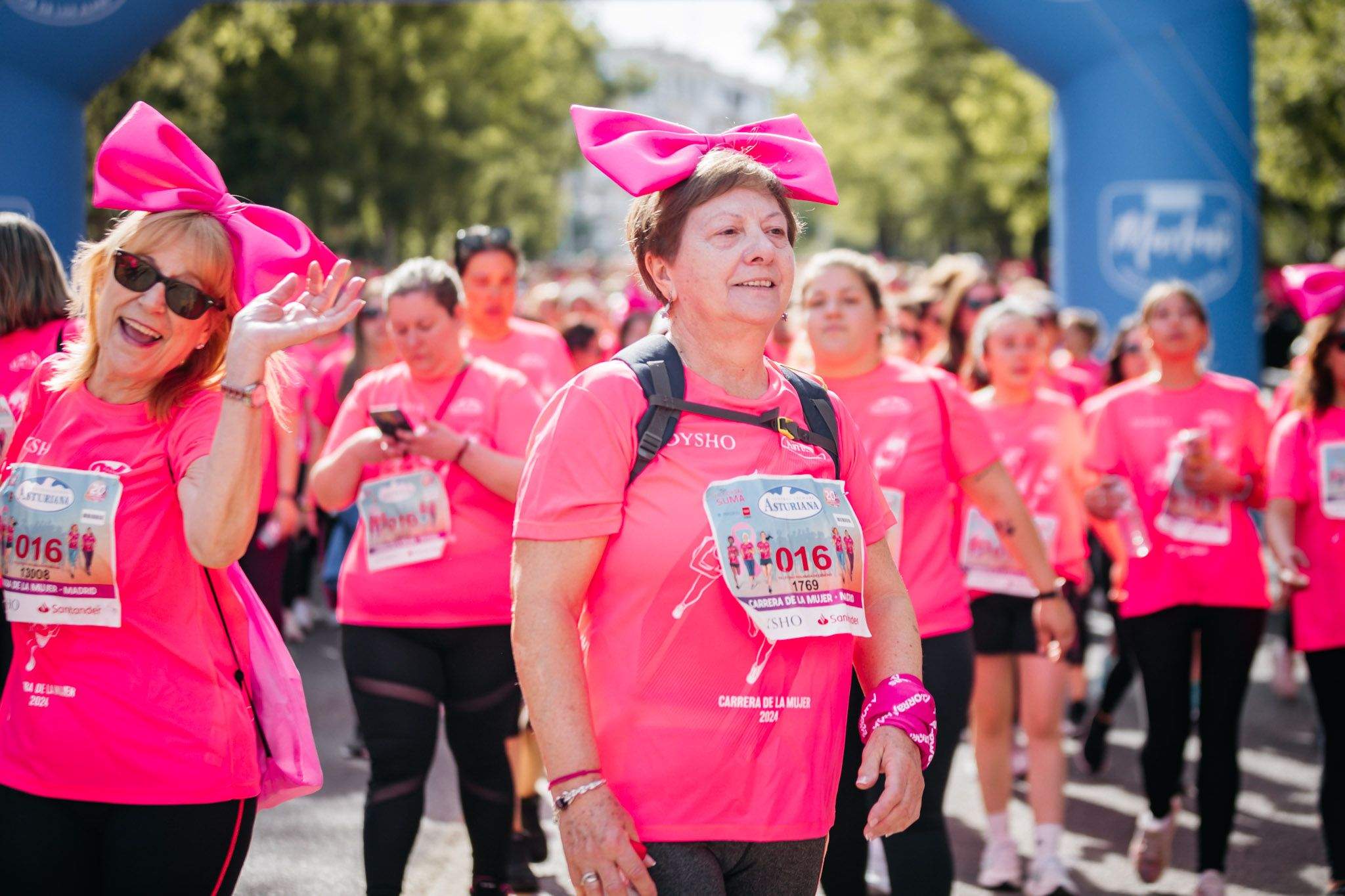 Las mejores fotos del ambiente post de la Carrera de la Mujer Central Lechera Asturiana de Madrid 2024. 234