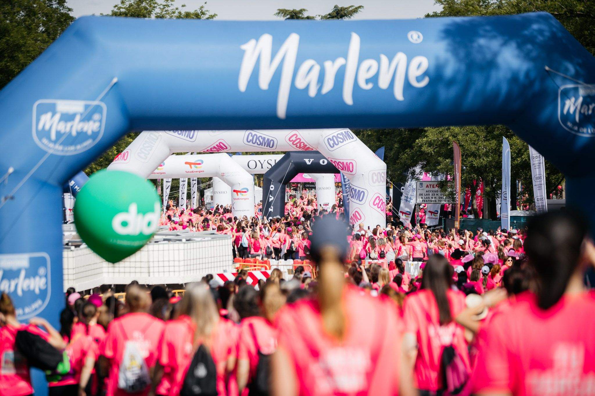 Las mejores fotos del ambiente post de la Carrera de la Mujer Central Lechera Asturiana de Madrid 2024. 244