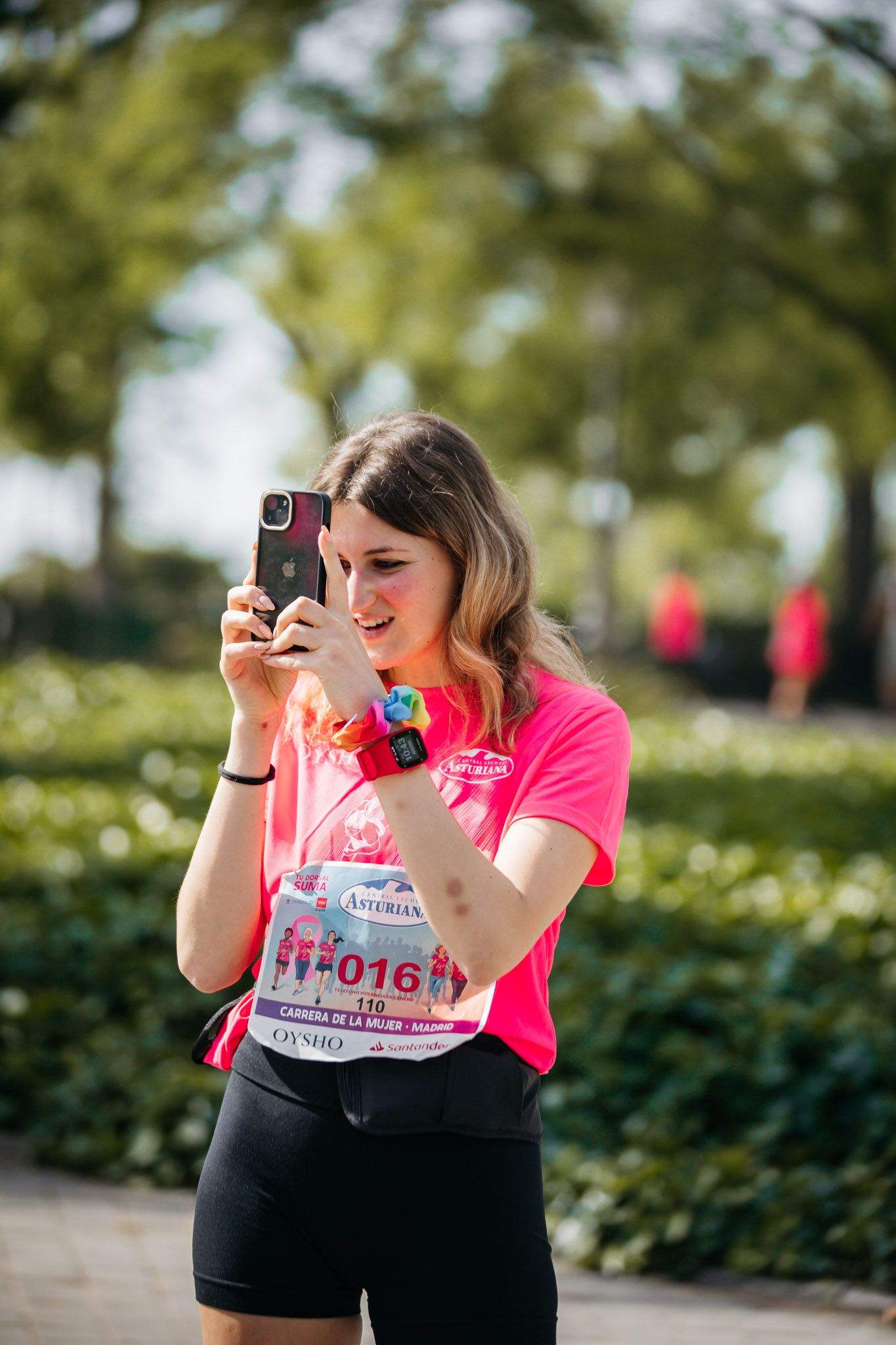 Las mejores fotos del ambiente post de la Carrera de la Mujer Central Lechera Asturiana de Madrid 2024. 261