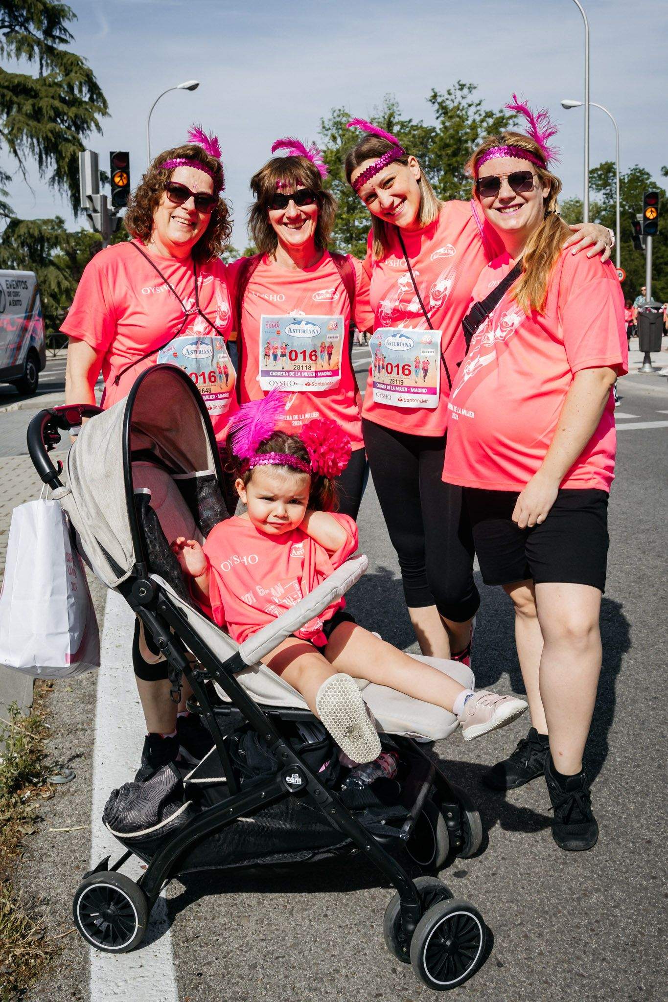 Las mejores fotos del ambiente post de la Carrera de la Mujer Central Lechera Asturiana de Madrid 2024. 267