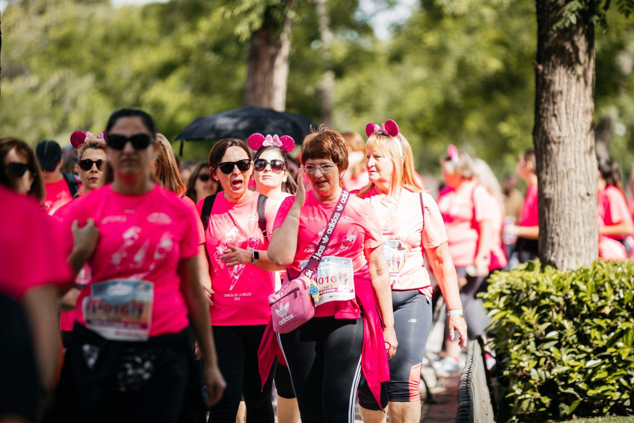 Las mejores fotos del ambiente post de la Carrera de la Mujer Central Lechera Asturiana de Madrid 2024. 284