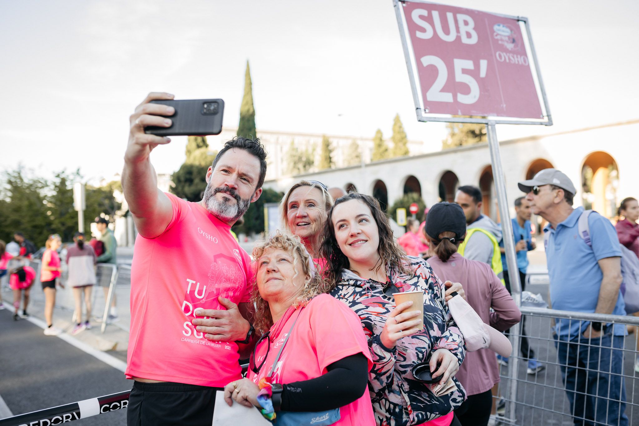 Las mejores fotos de la Carrera de la Mujer de Madrid 2024. 12