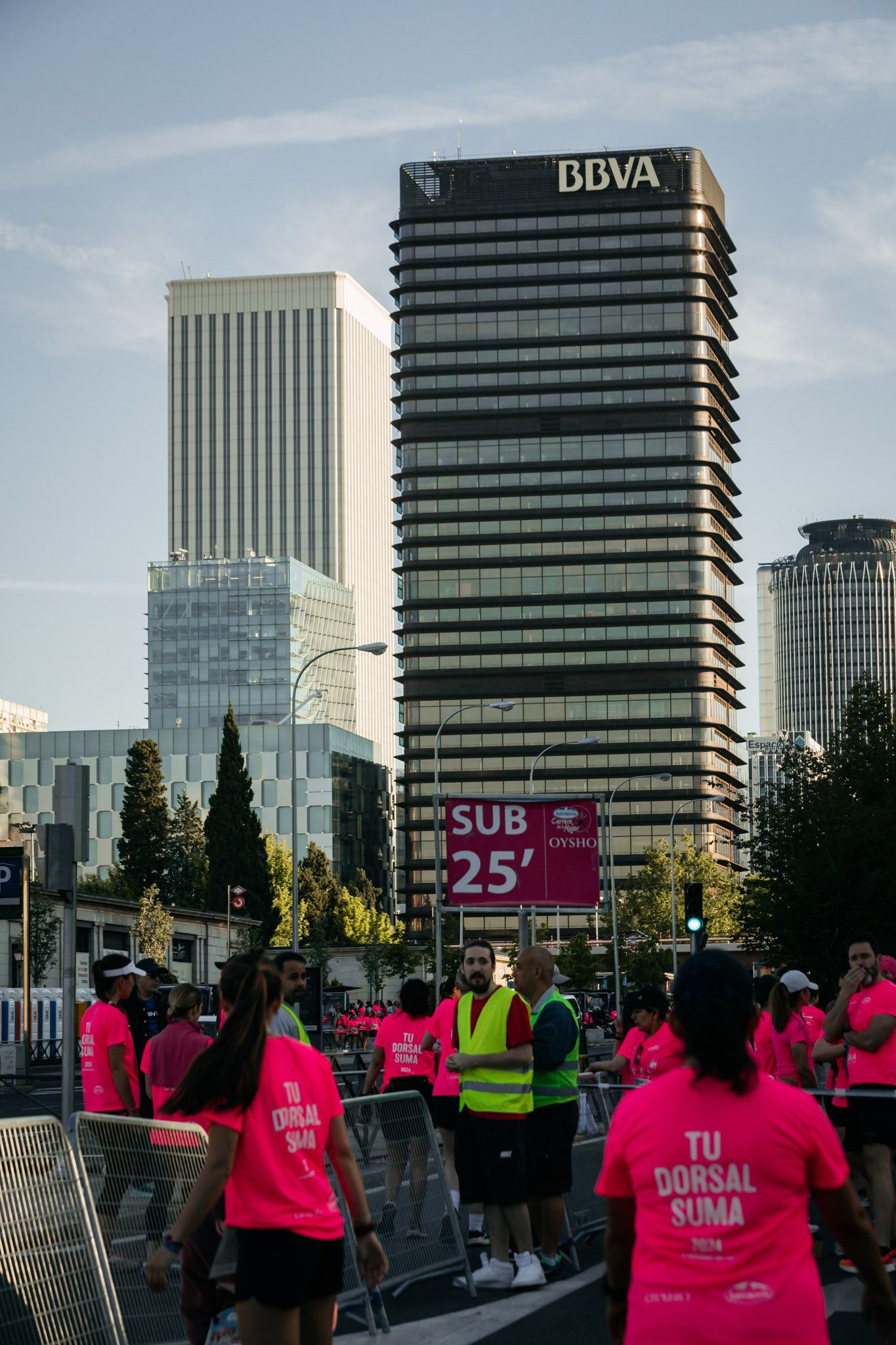 Las mejores fotos de la Carrera de la Mujer de Madrid 2024. 21