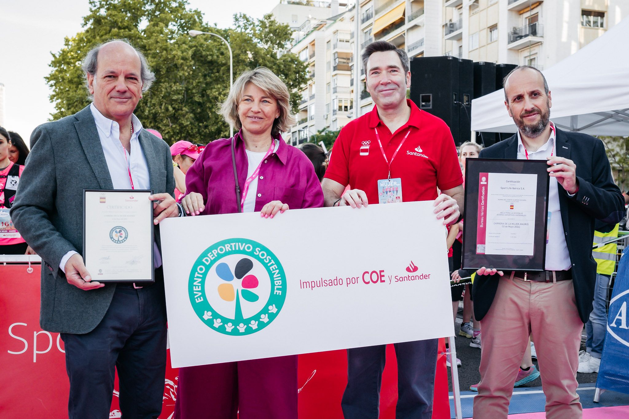 Las mejores fotos de la Carrera de la Mujer de Madrid 2024. 106