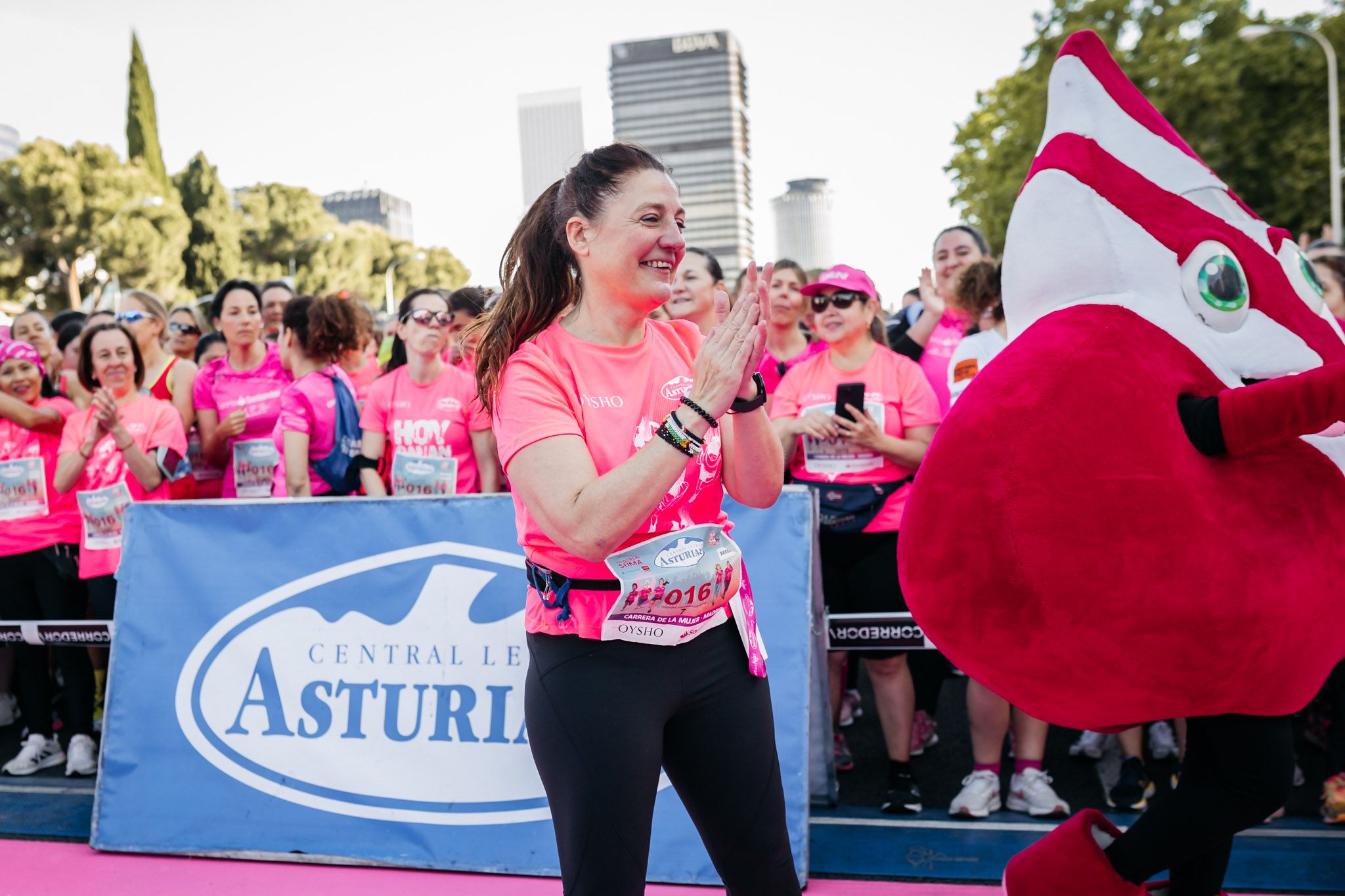 Las mejores fotos de la Carrera de la Mujer de Madrid 2024. 125