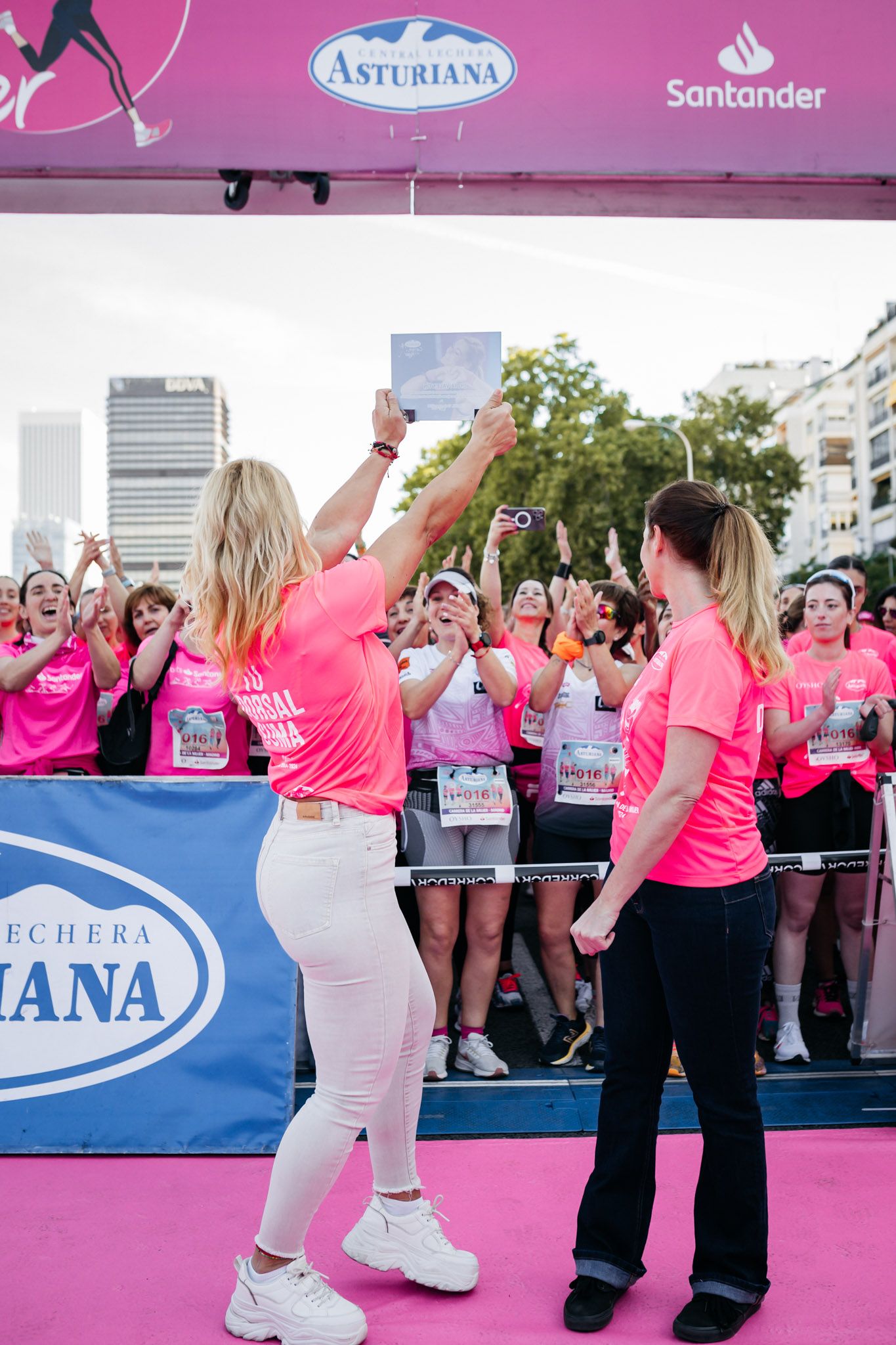 Las mejores fotos de la Carrera de la Mujer de Madrid 2024. 140
