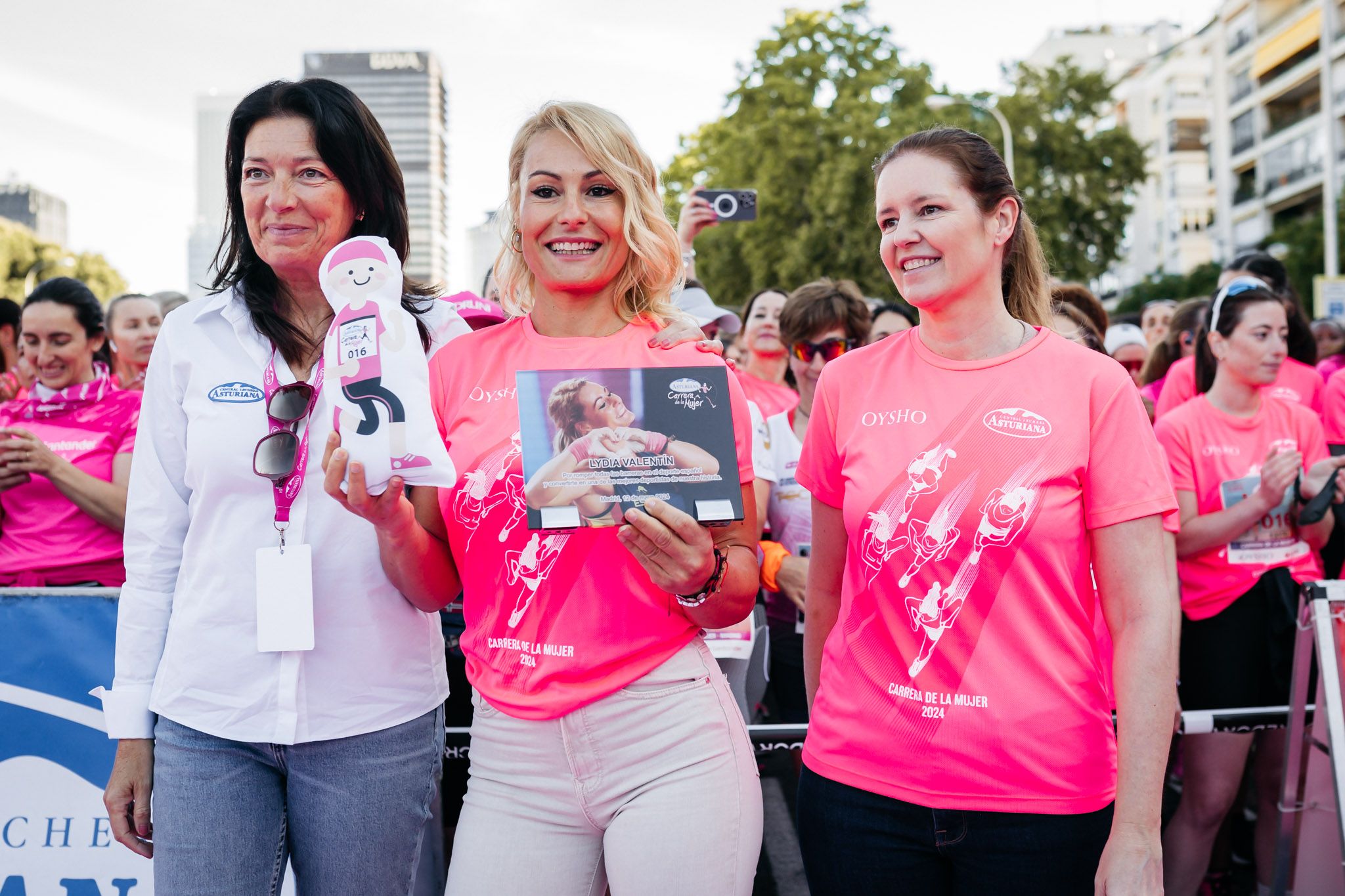 Las mejores fotos de la Carrera de la Mujer de Madrid 2024. 150