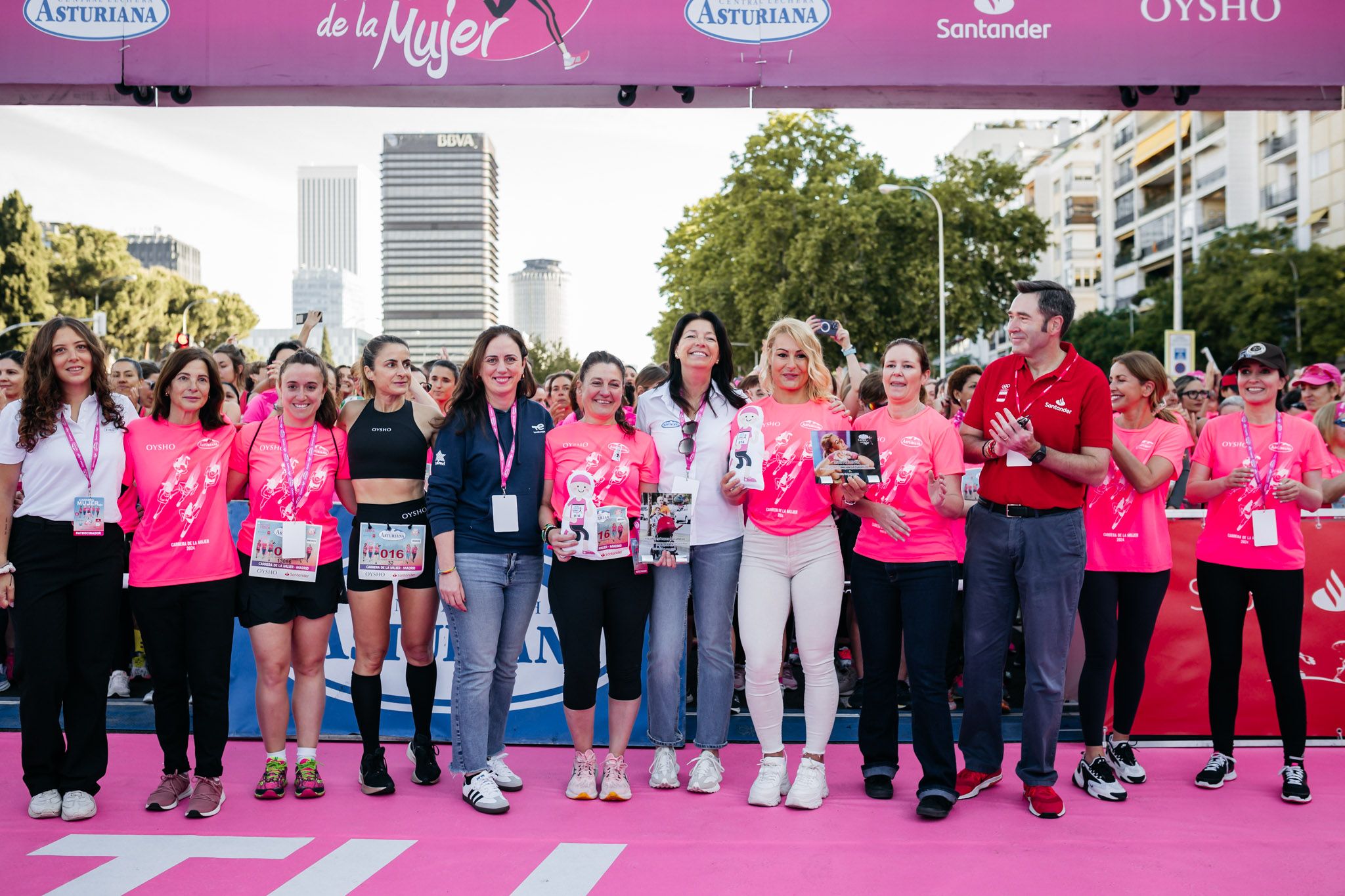 Las mejores fotos de la Carrera de la Mujer de Madrid 2024. 157