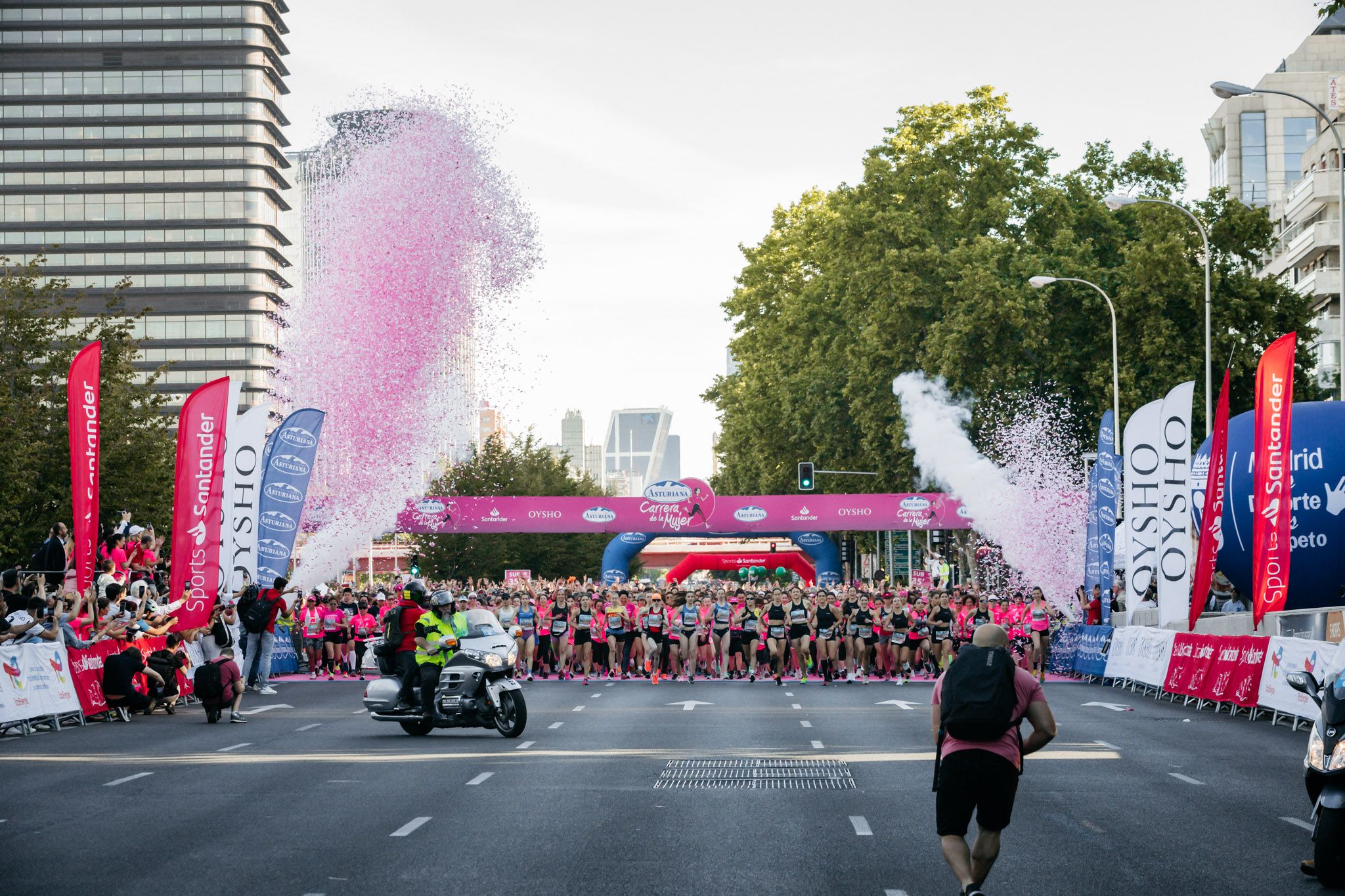Las mejores fotos de la Carrera de la Mujer de Madrid 2024. 178