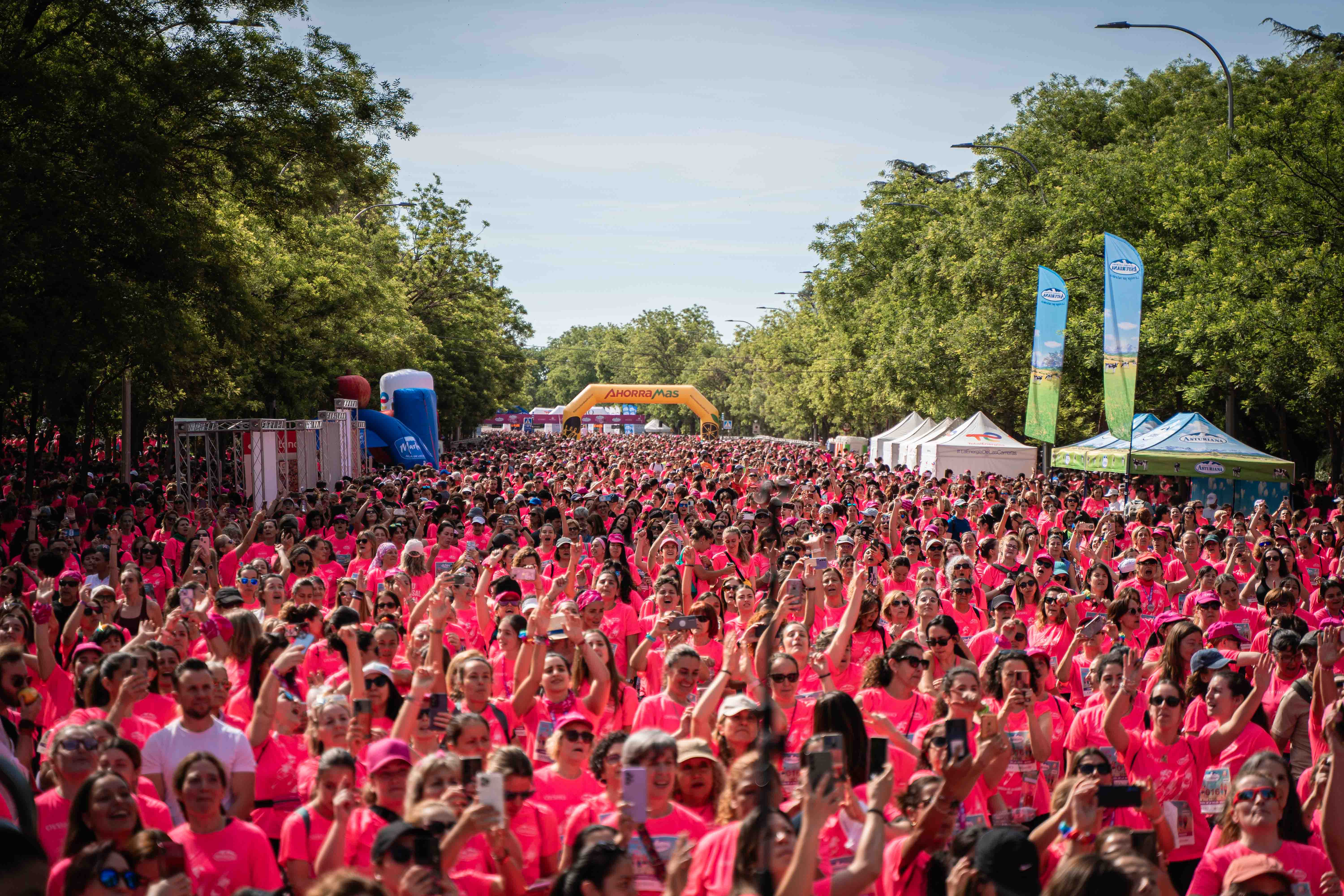 Las mejores fotos de la Carrera de la Mujer de Madrid 2024. 00293