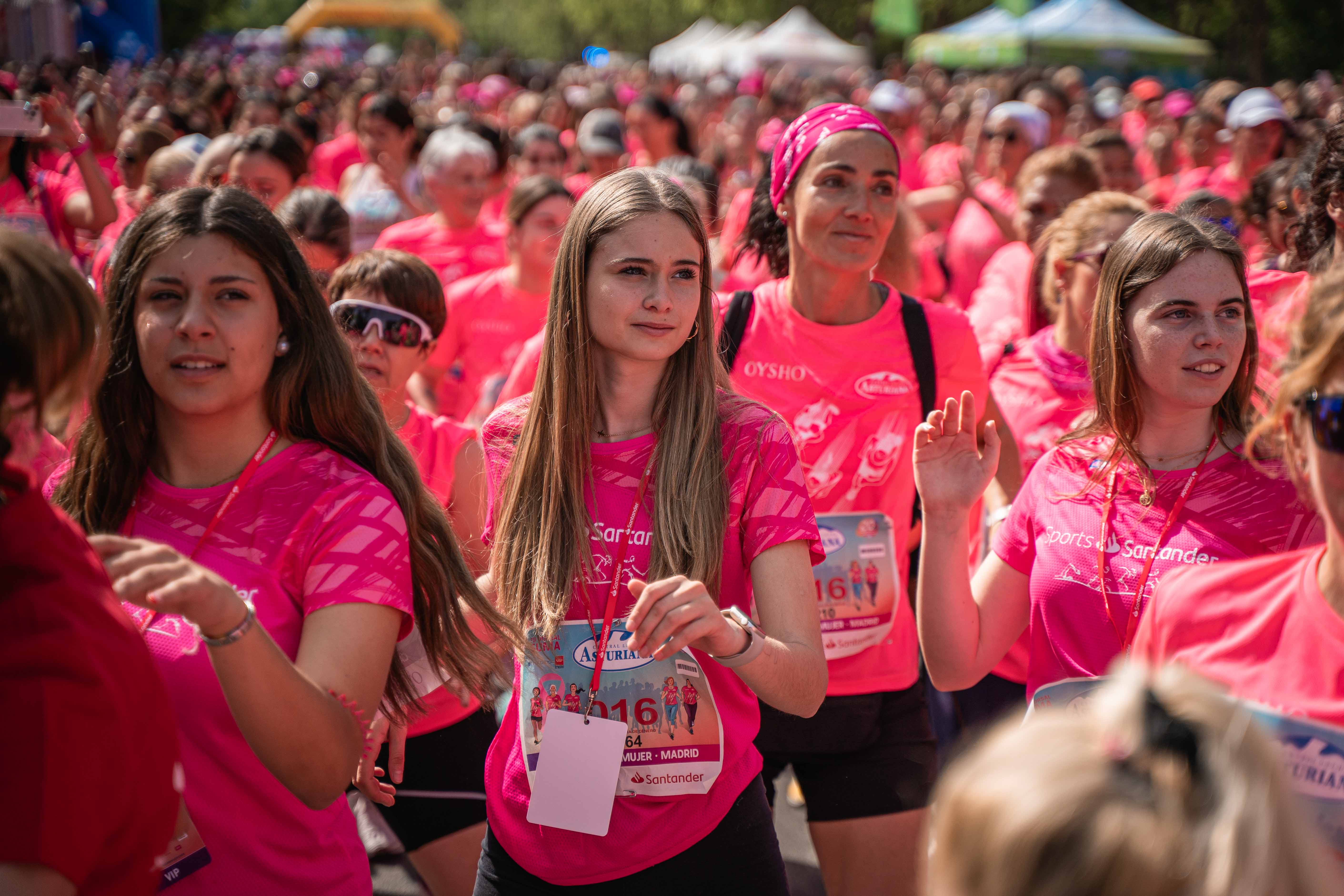 Las mejores fotos de la Carrera de la Mujer de Madrid 2024. 00403