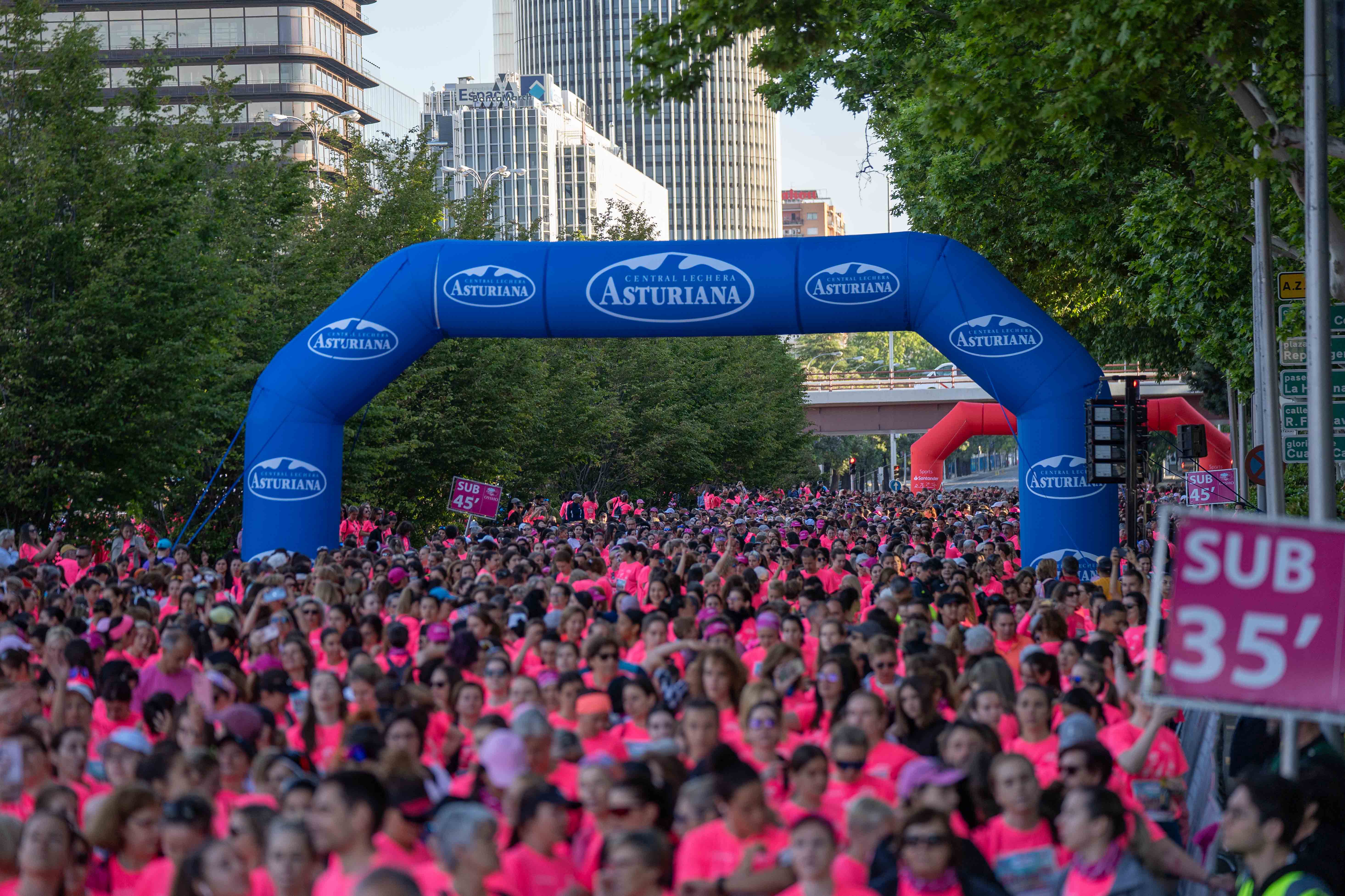 Las mejores fotos de la Carrera de la Mujer de Madrid 2024. 09419