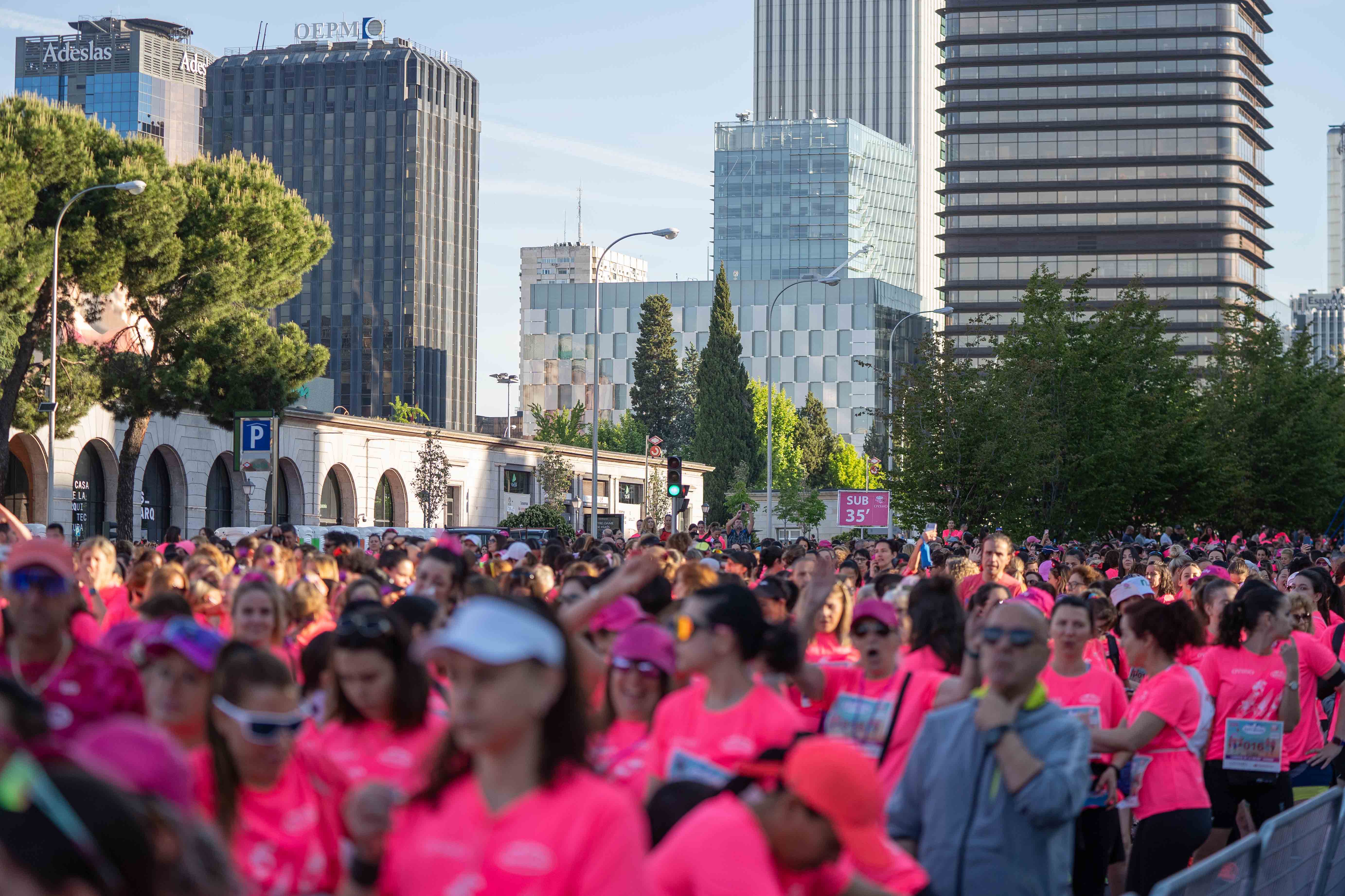 Las mejores fotos de la Carrera de la Mujer de Madrid 2024. 09445