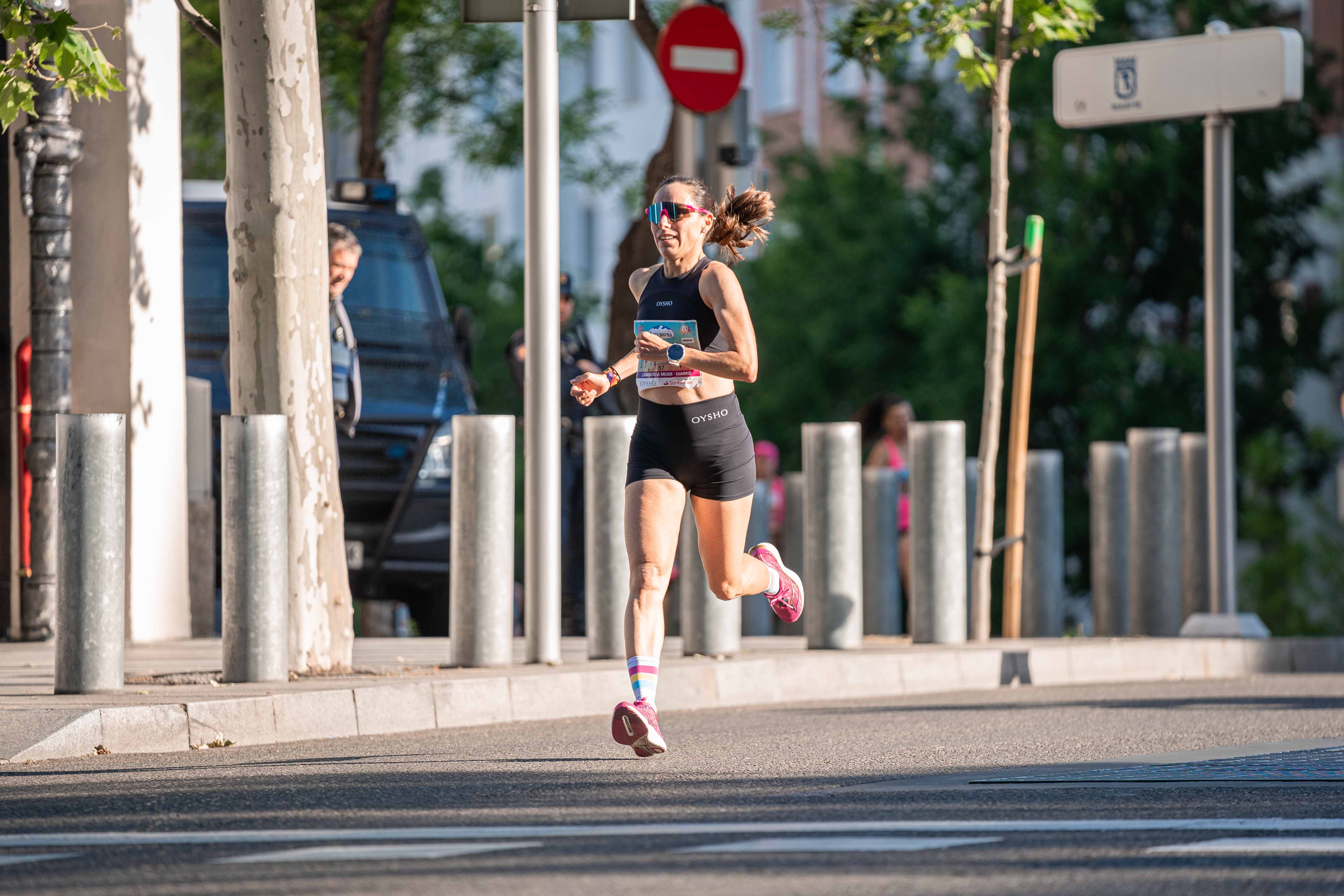 Las mejores fotos de la Carrera de la Mujer de Madrid 2024. 09657