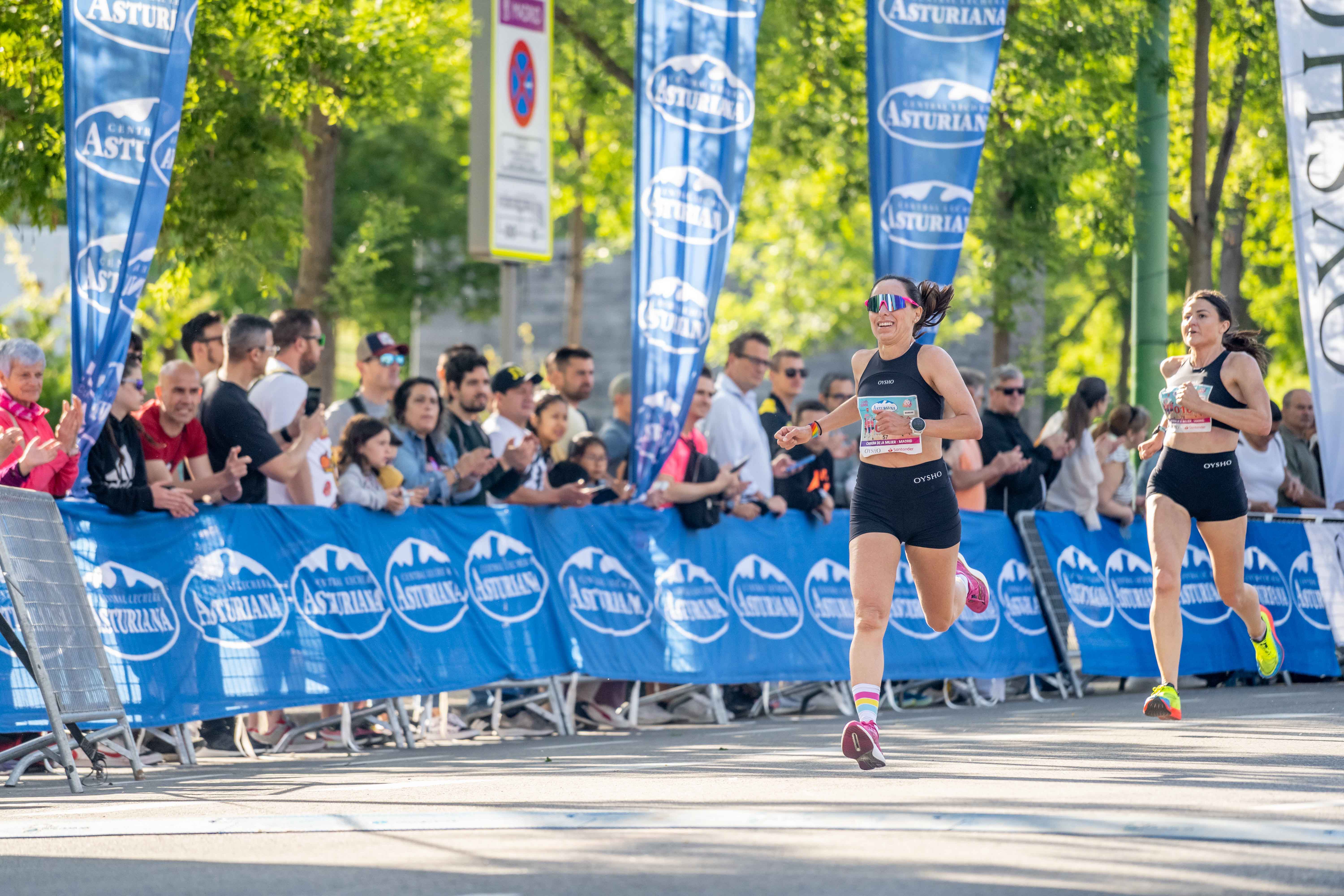 Más fotos de la Carrera de la Mujer de Madrid 2024. 12