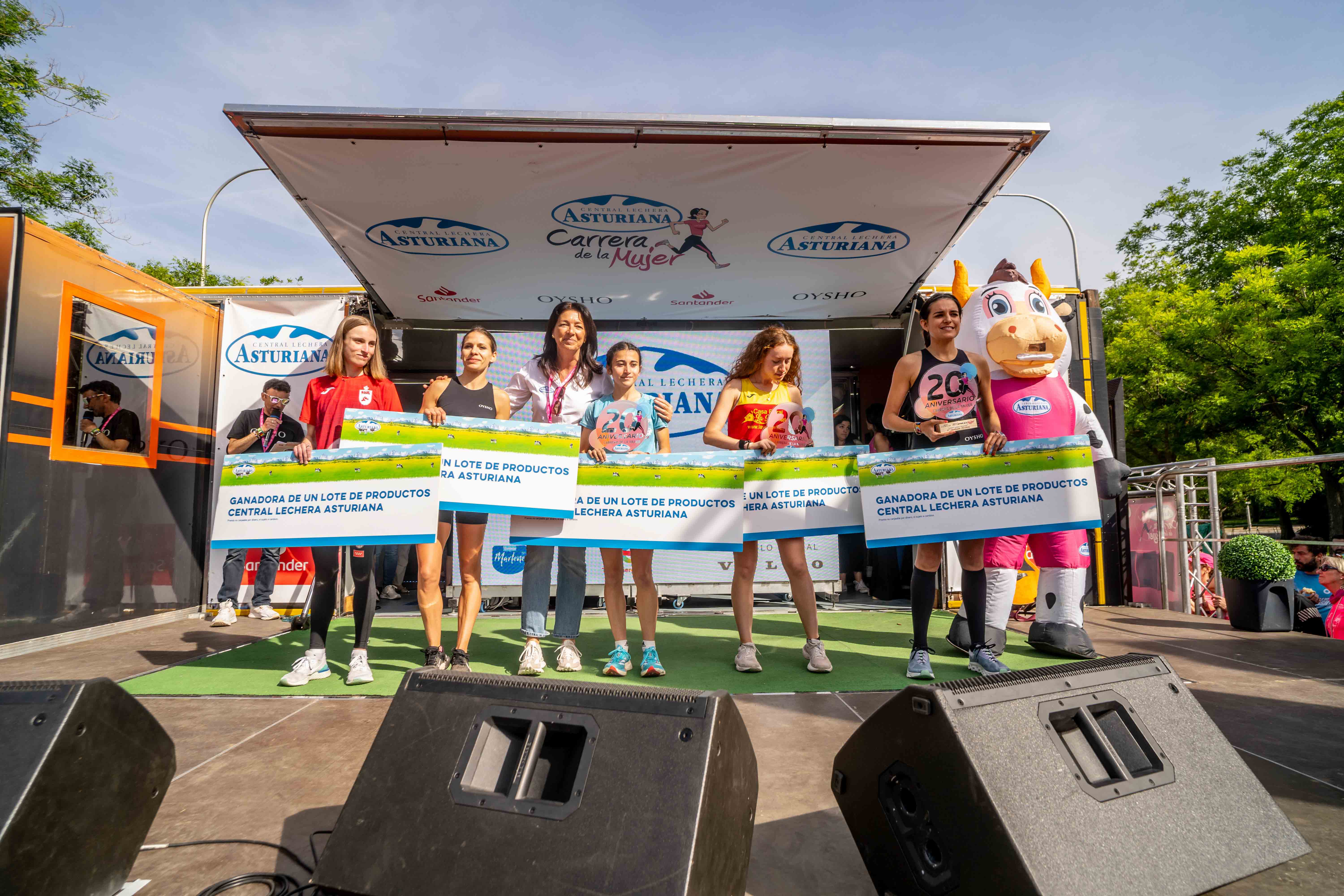 Más fotos de la Carrera de la Mujer de Madrid 2024. 59
