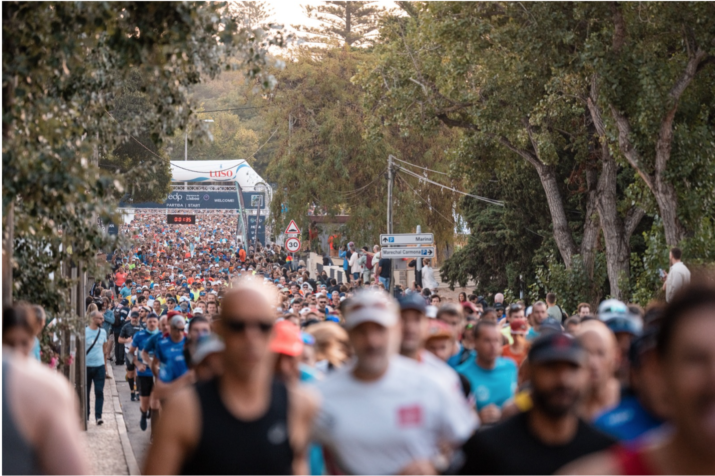 Una imagen de la salida del Maratón de Lisboa, ubicada en la preciosa localidad de Cascais. SPORTMEDIA.