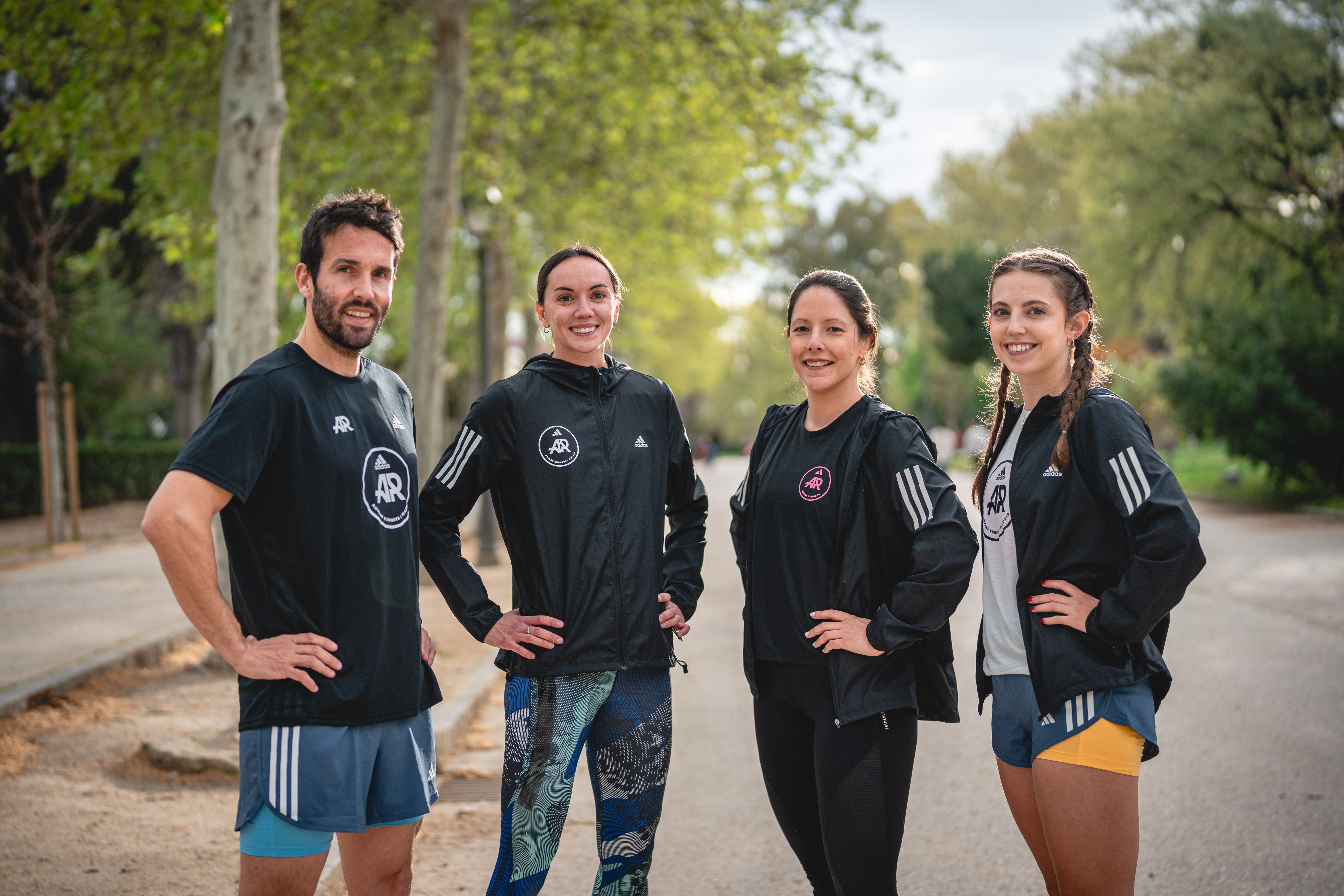 Javi Reig, Hermi Parra, Stefy Fernández y Alba Sánchez, coaches y pacers de adidas Runners Madrid. VÍCTOR SECO (VSM PHOTOEVENTS)