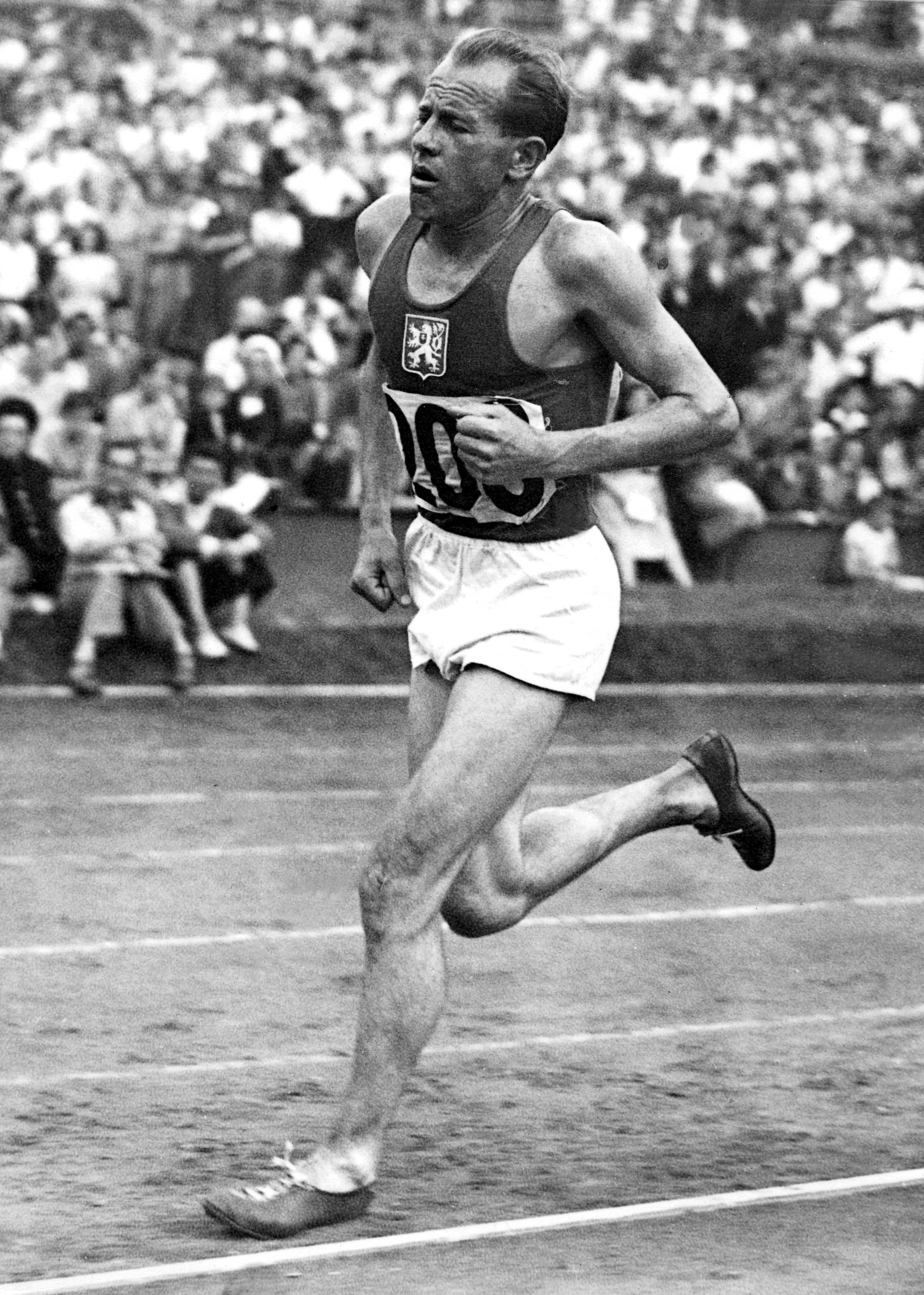 ¿Cómo no profesar una admiración desmedida a la figura de Emil Zátopek?