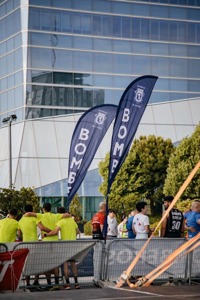 Las 50 mejores fotos de la Carrera Vertical Torre Emperador 2024. 3