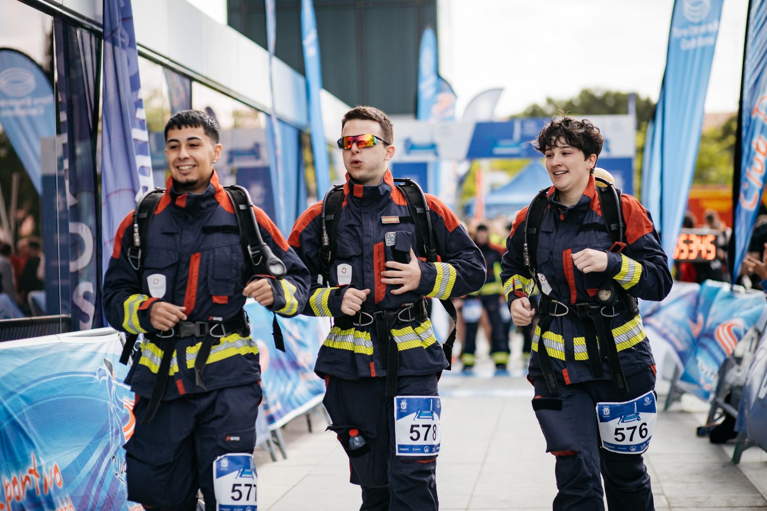 Las 50 mejores fotos de la Carrera Vertical Torre Emperador 2024. 14