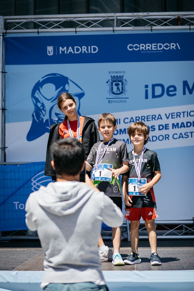 Vertical premiacion Late mi Lente 6