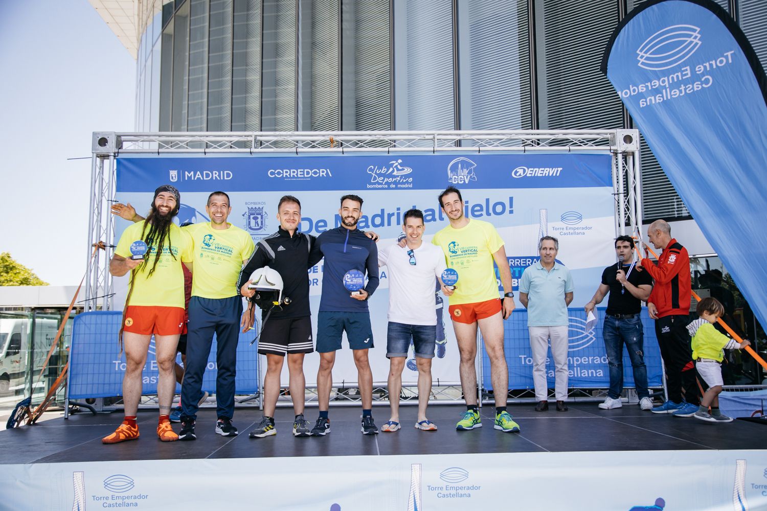Vertical premiacion Late mi Lente 47