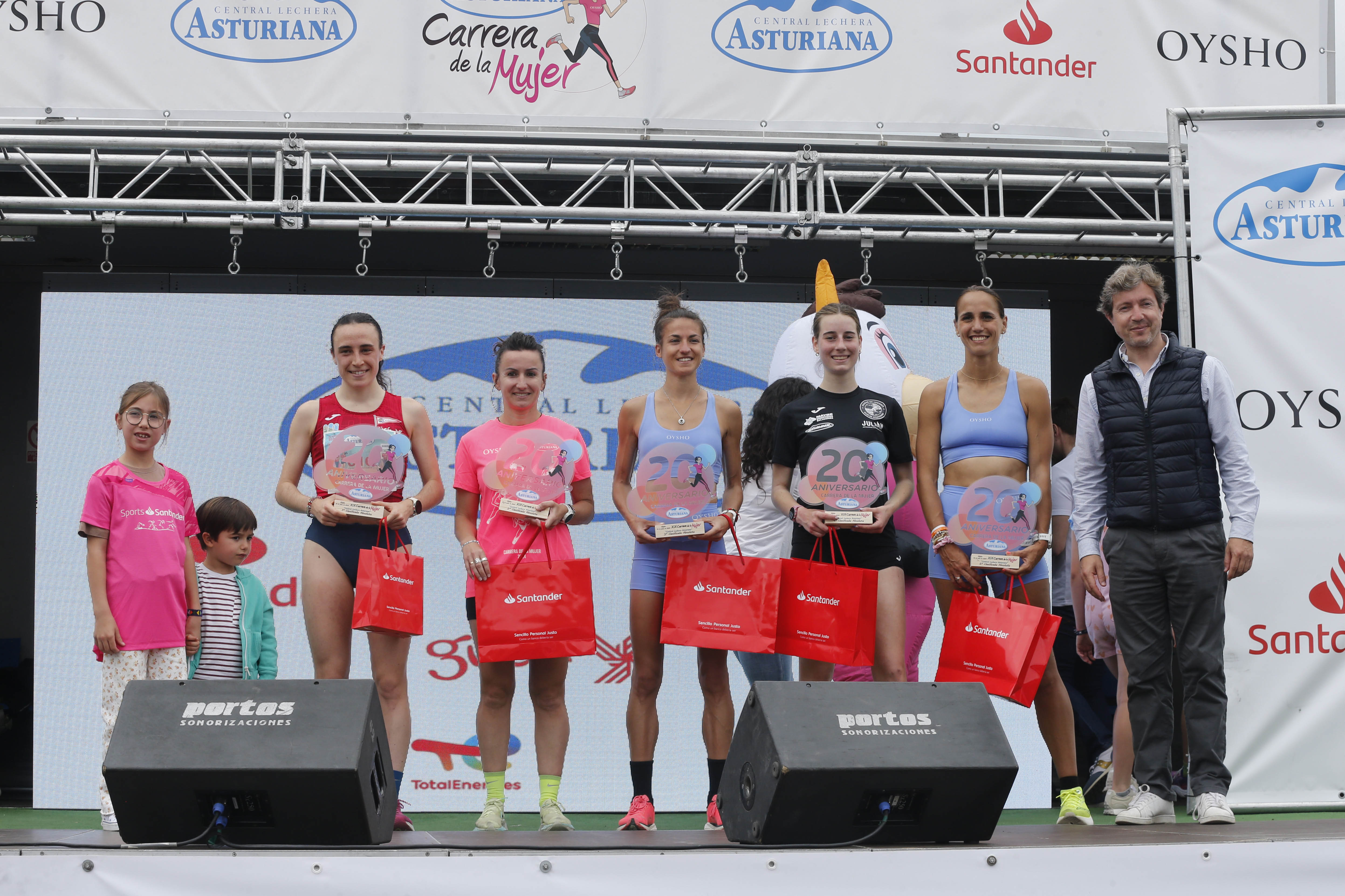 Todas las fotos de la Carrera de la Mujer de Gijón 2024.4011.
