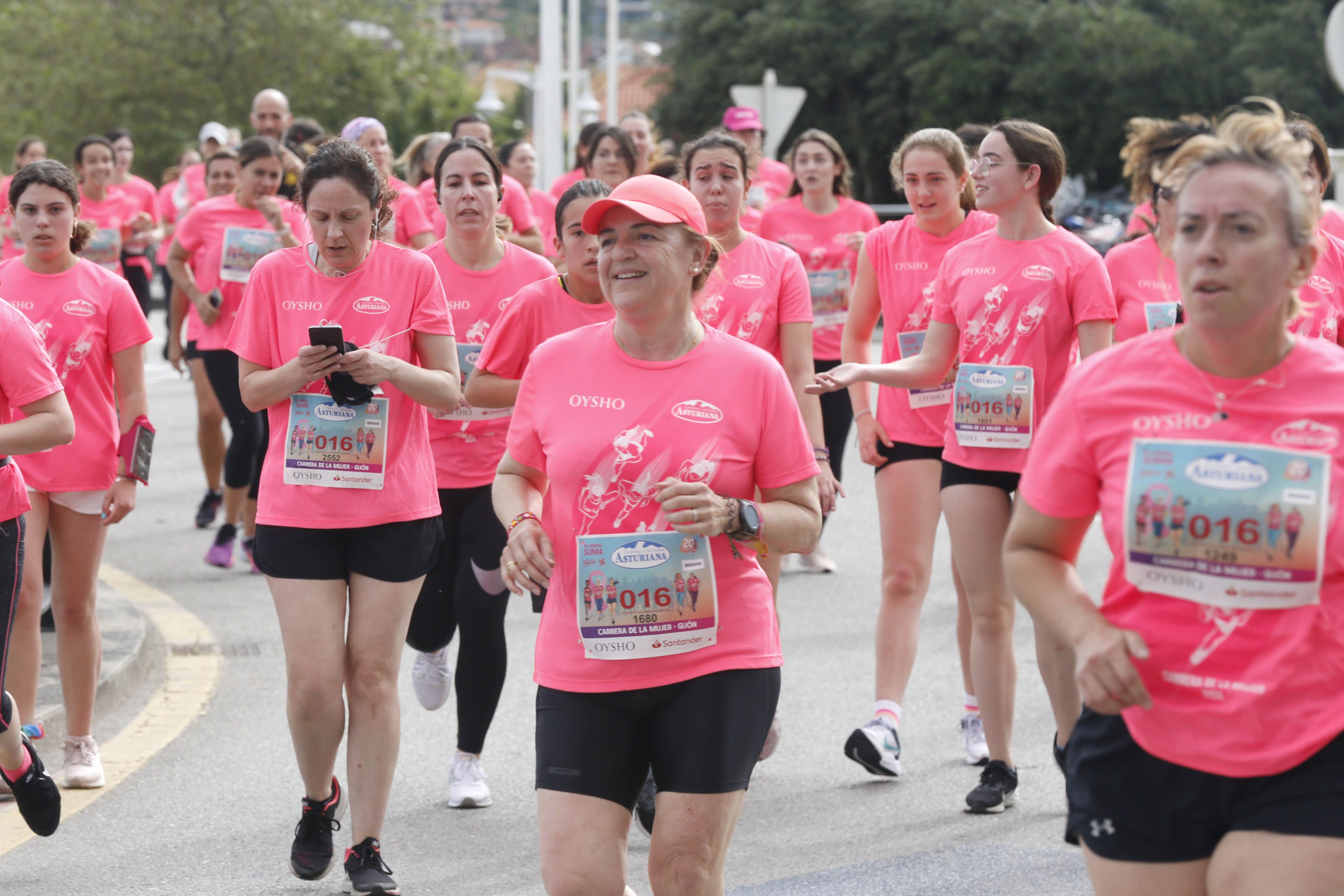Todas las fotos de la Carrera de la Mujer de Gijón 2024. 3438.