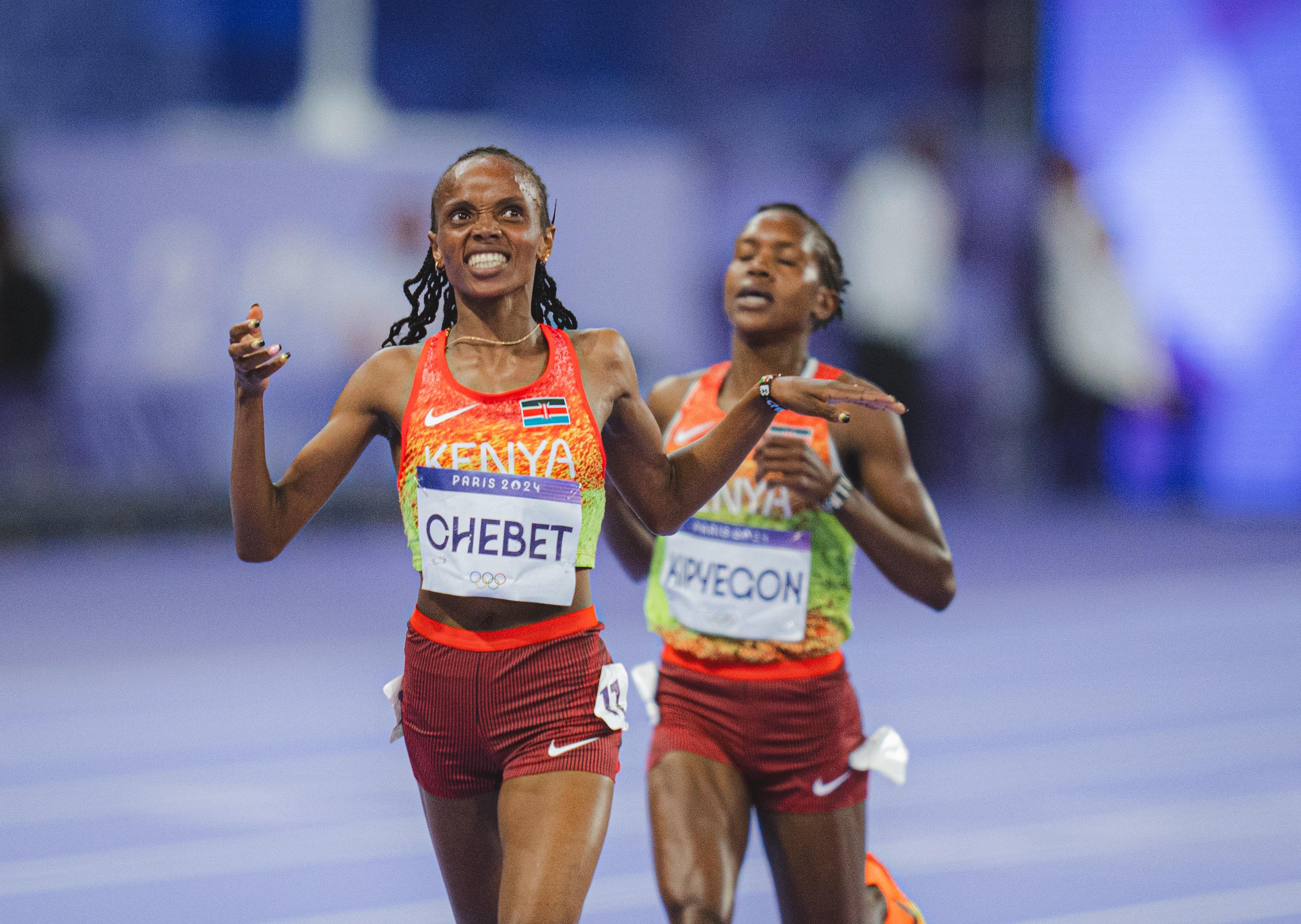 Beatrice Chebet celebrando su título olímpico de 5000 metros. VSM PHOTOEVENTS.