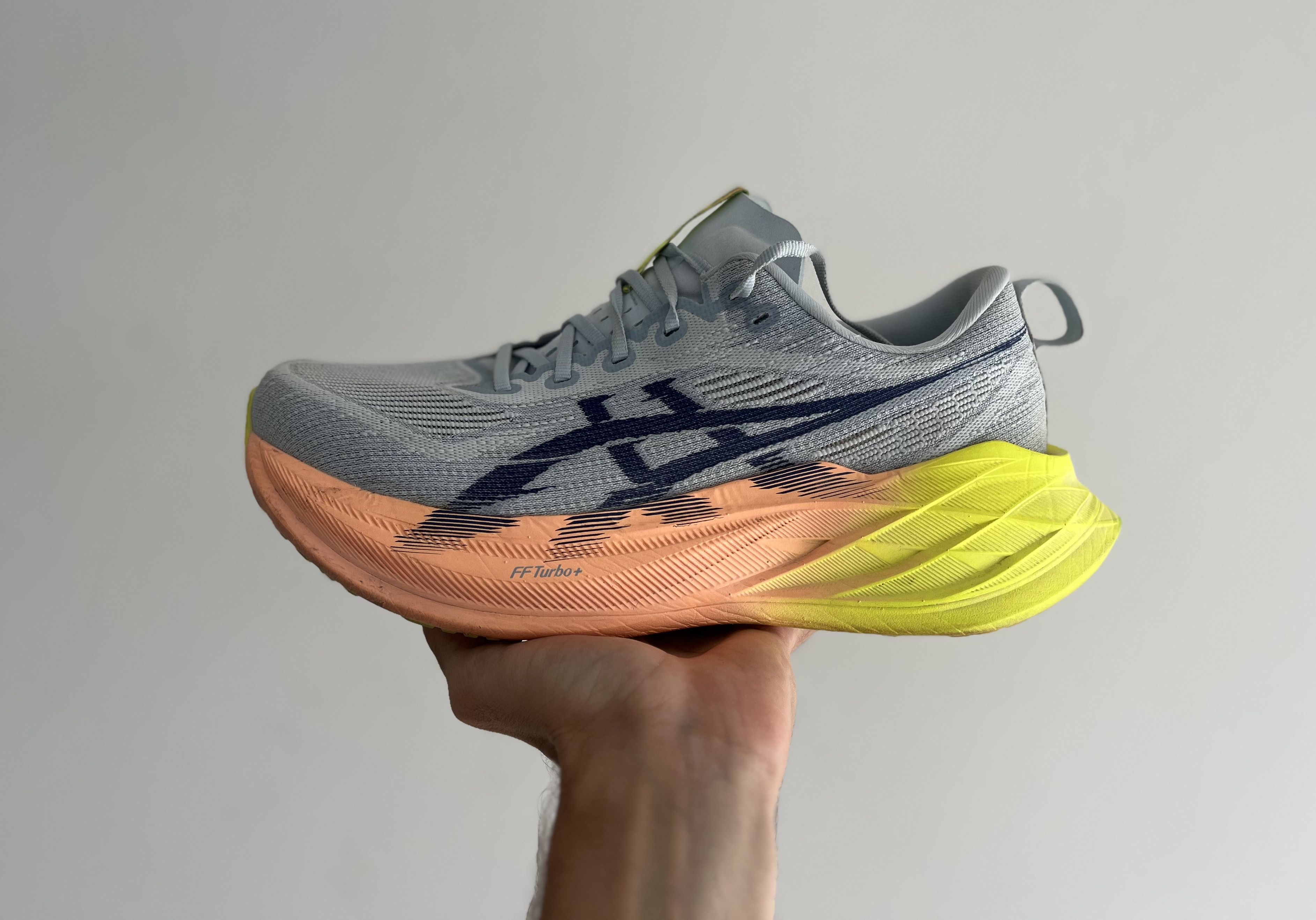 Detalle de las Asics Superblast 2 que hemos probado.