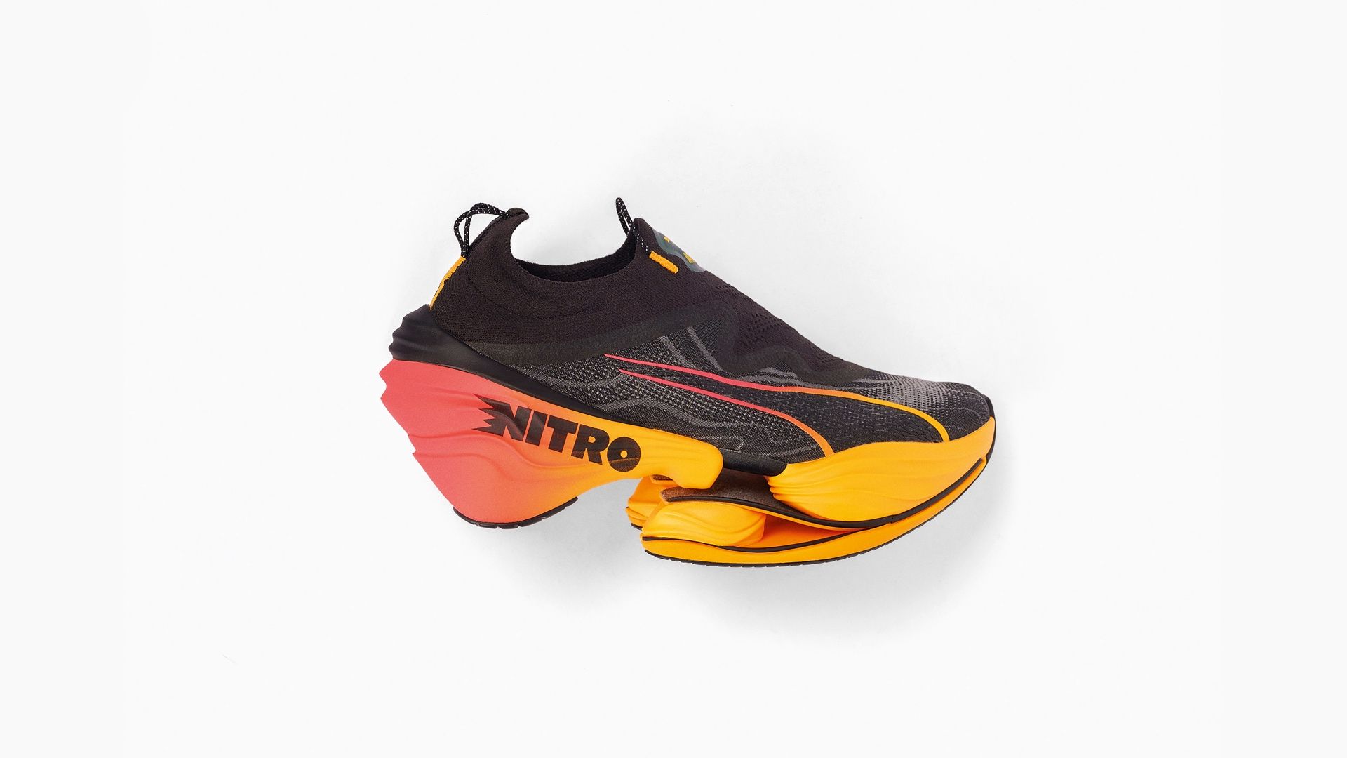 Así son las nuevas Puma Fast RB Nitro Elite.